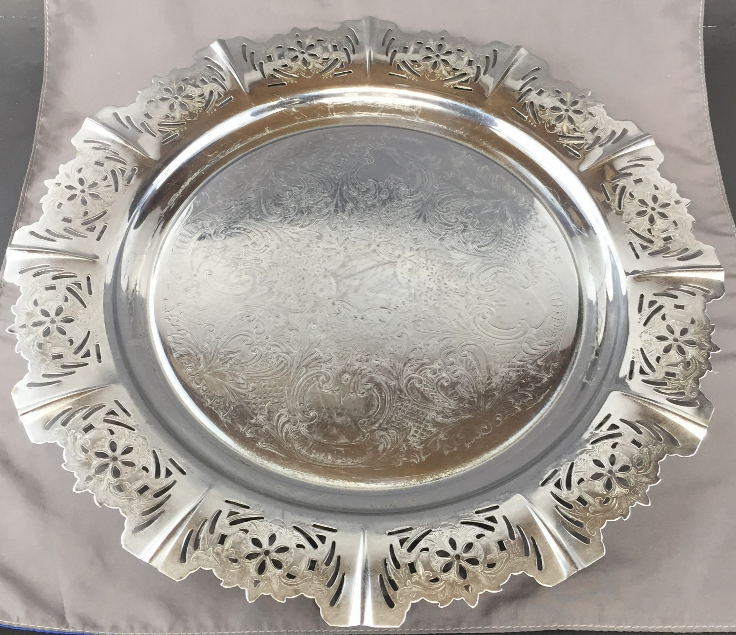 VTG Forman Family Ornate Etched Extra Large Silver Plate 17 1/2" Serving Tray