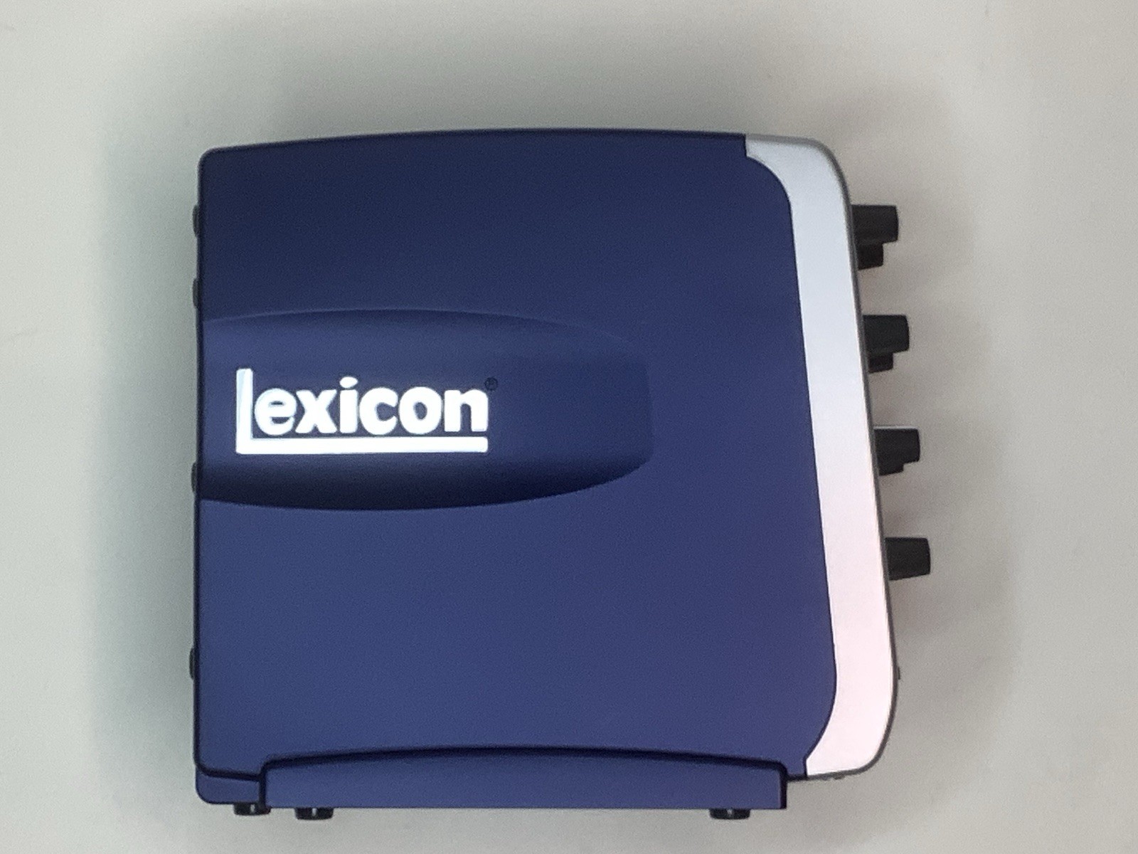 Lexicon Omega USB Audio Interface Desktop, 2 Mic/4 Line, MIDI, S/PDIF , Software