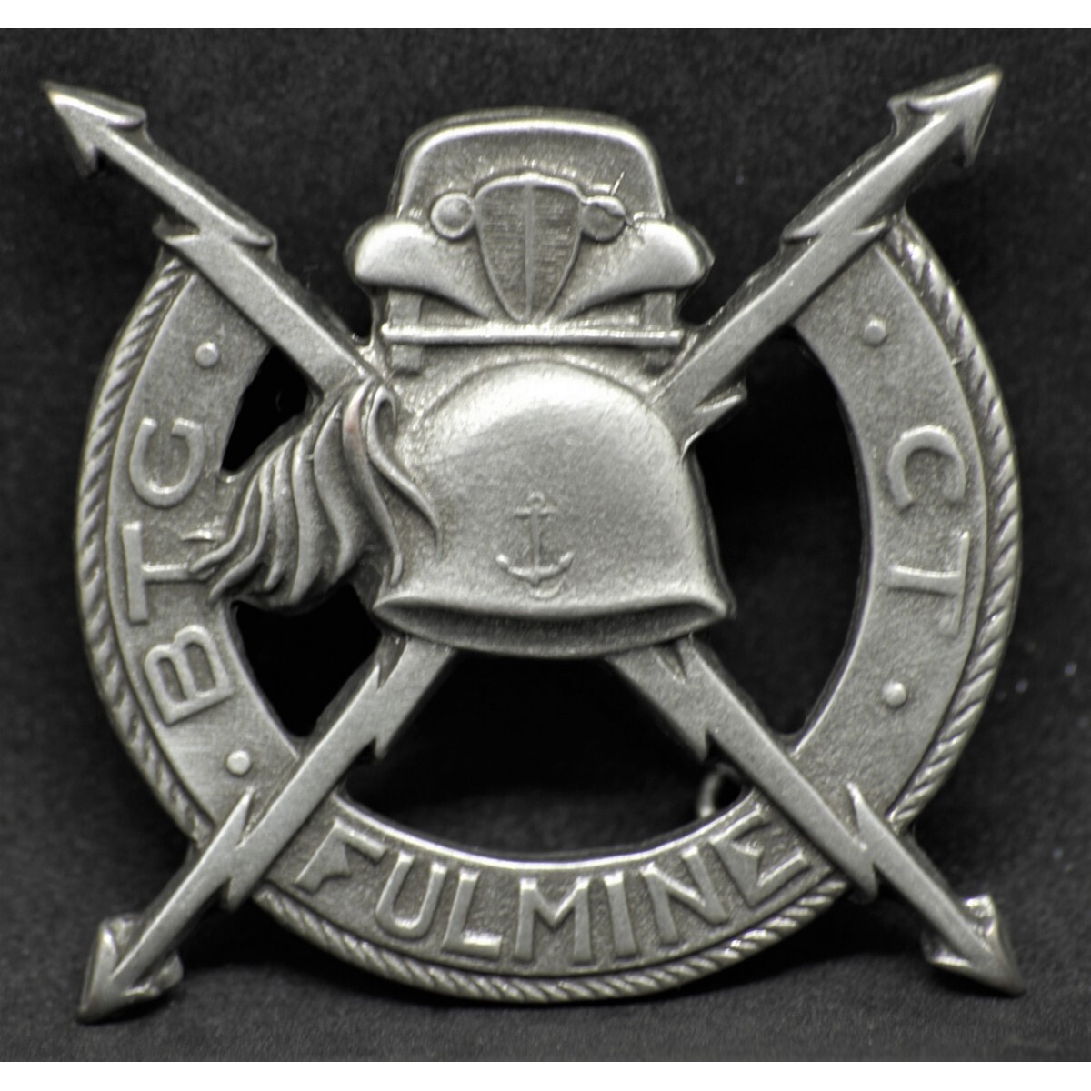WW2 "Lightning Battalion" Badge