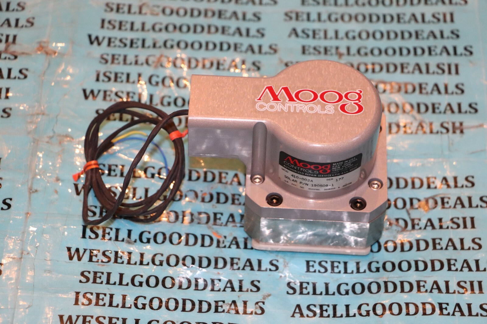 CAT Solar 190508-1 Servo Valve 12VDC Moog 410-002A New