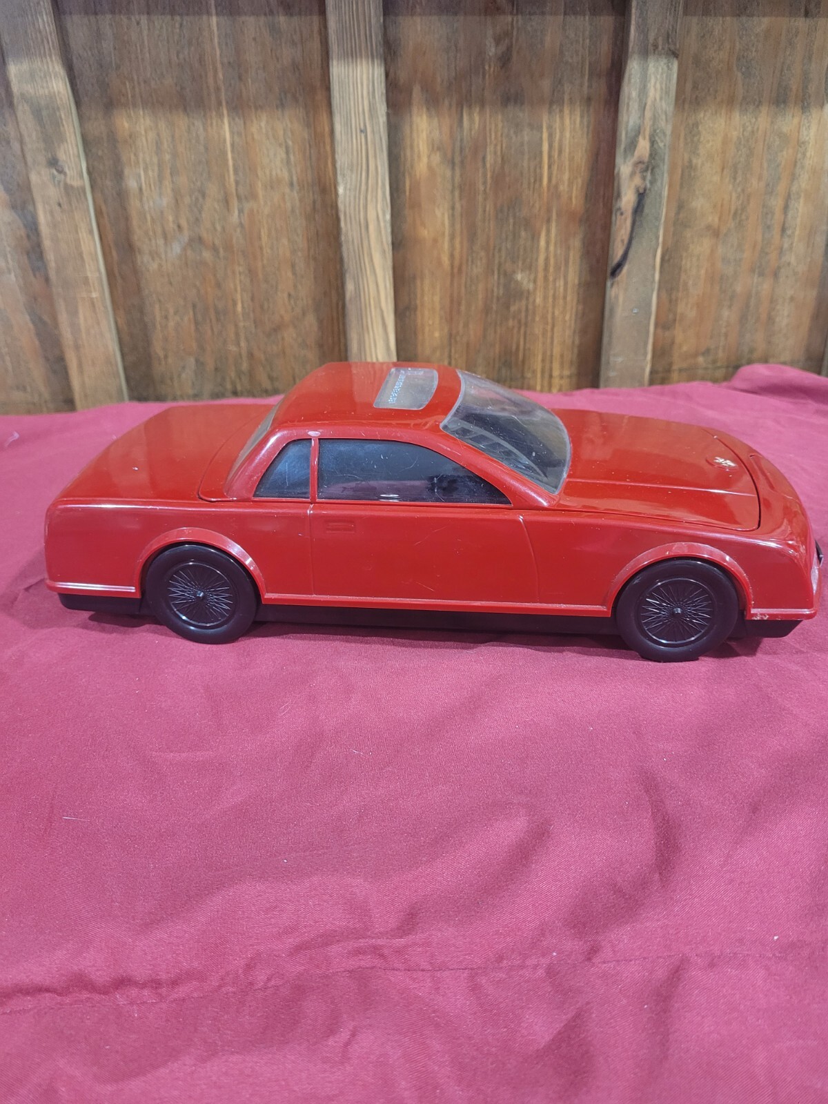 Vintage VHS Video Cassette Tape Rewinder Plastic Red Sports Car R929