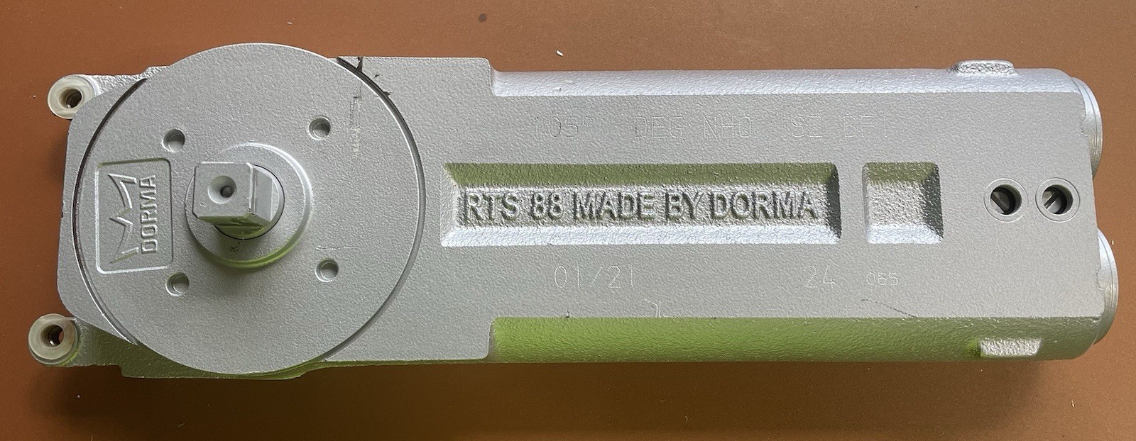 Dorma RTS 88 105 Degree NHO Concealed Overhead Door Closer.practically New