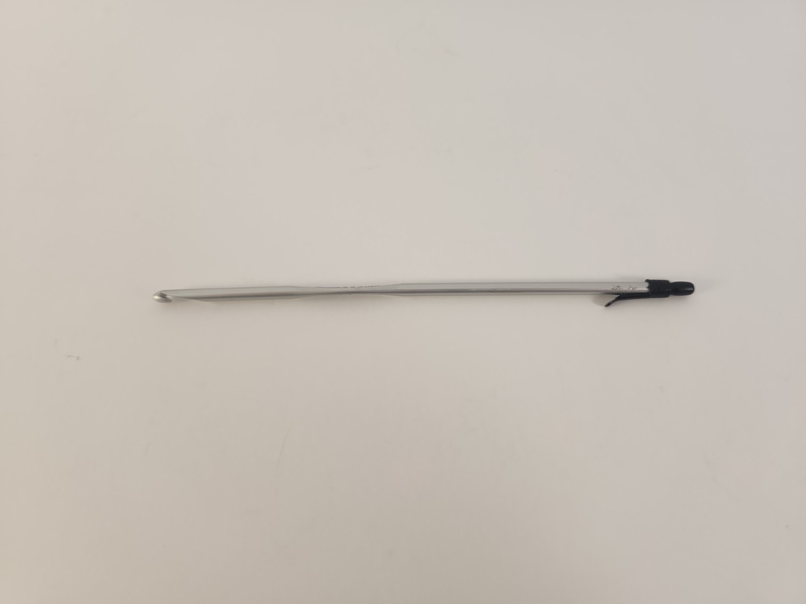 Vintage Susan Bates Clipson Silvalume Crochet Hook Size 00 Made In U.S.A Inline