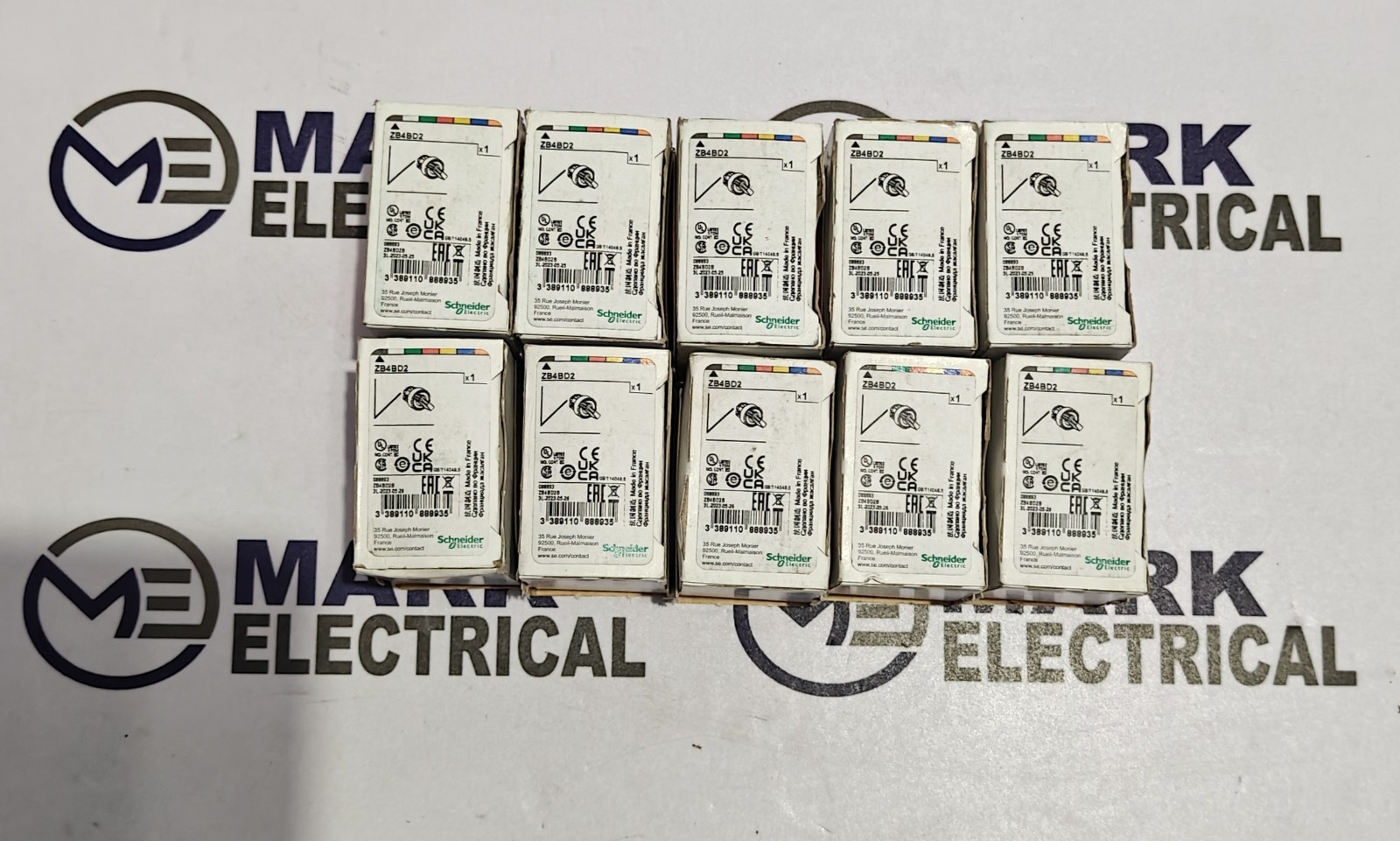 SCHNEIDER ELECTRIC ZB4BD2 SELECTOR SWITCH 2POSITION LOT OF 10PCS FAST SHIPPING