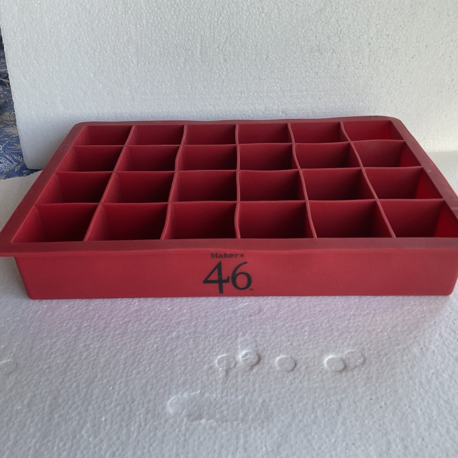 Maker’s Mark Silicone Square Ice Cup Maker🥃