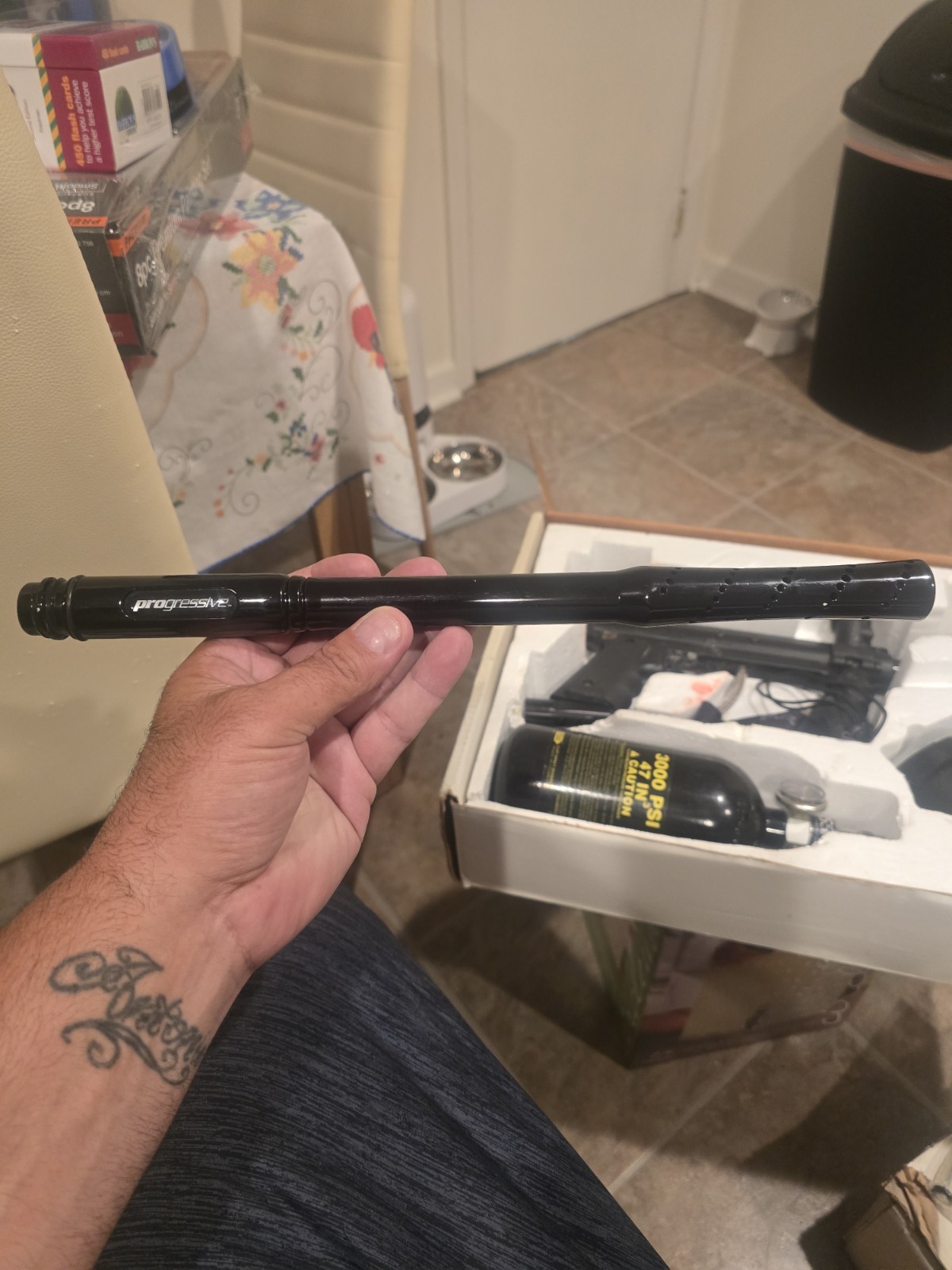 Tippmann 98 Custom Series Paintball Gun Marker w/ Hopper, 1 Tank, Plug