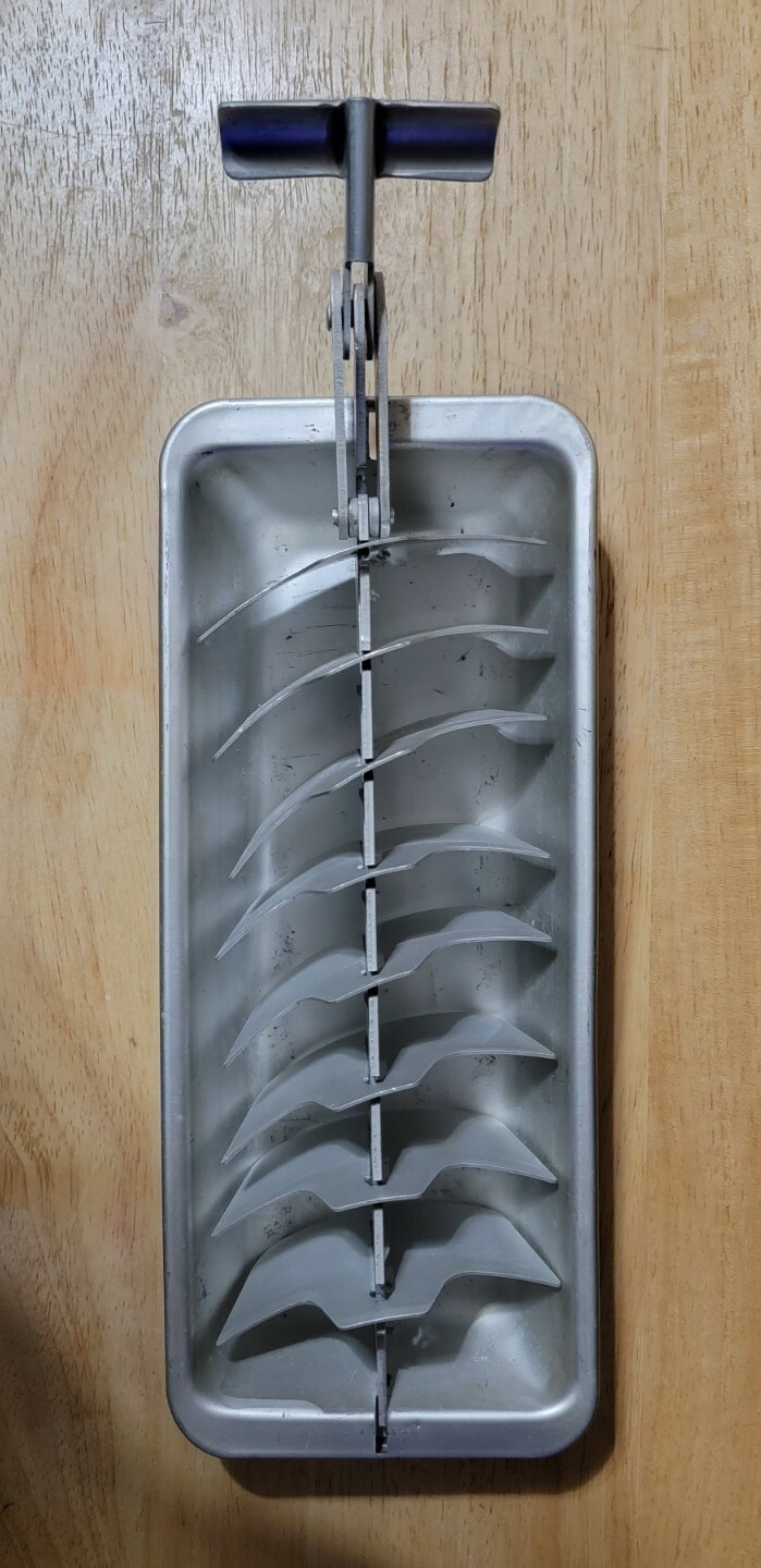 Vintage Aluminum Metal Ice Cube Tray T-Pull Handle