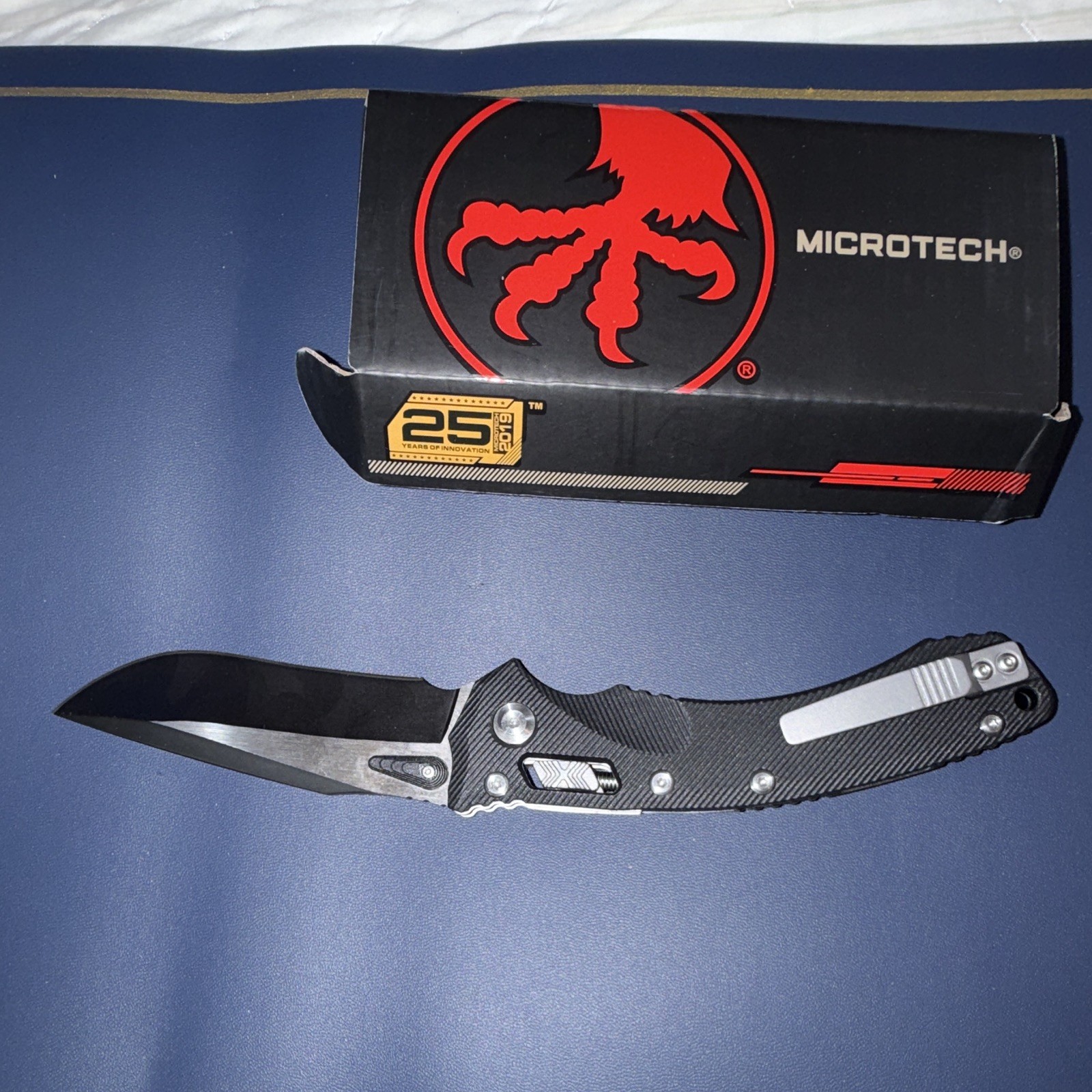 Microtech M390MK Pocketknife Black Aluminum Handle Liner Lock Drop Point Plain