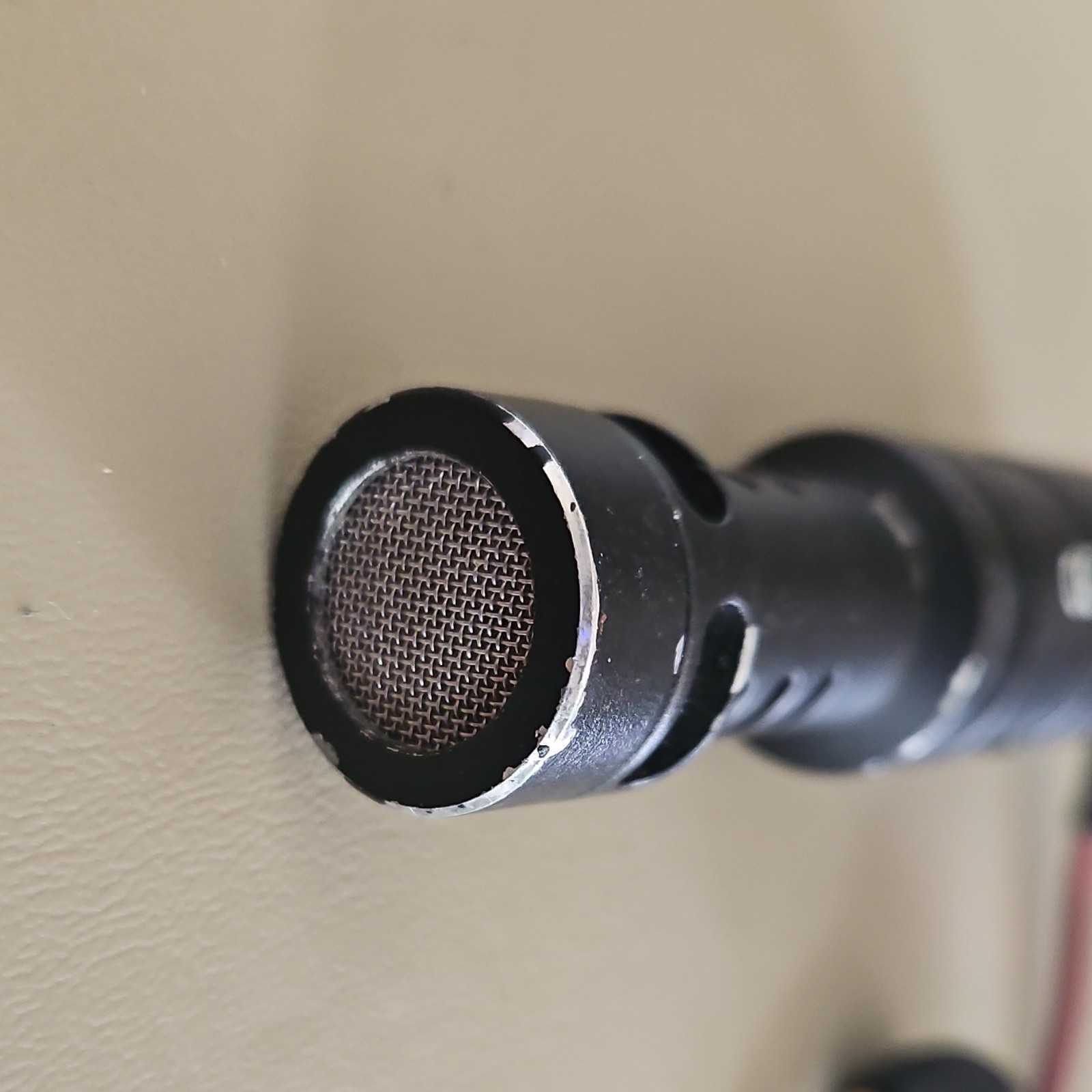 Rode VideoMicro Compact On-Camera Microphone for Recording