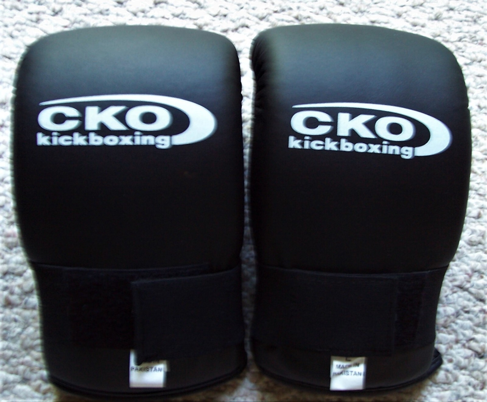 Black CKO Lightweight Kickboxing Gloves Mens Large