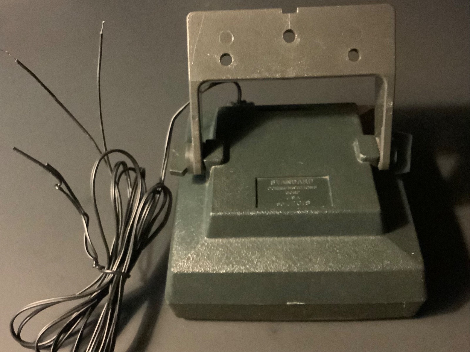 STANDARD COMMUNICATIONS CORP SC-U 201S Communication Speaker w/Mounting Bracket