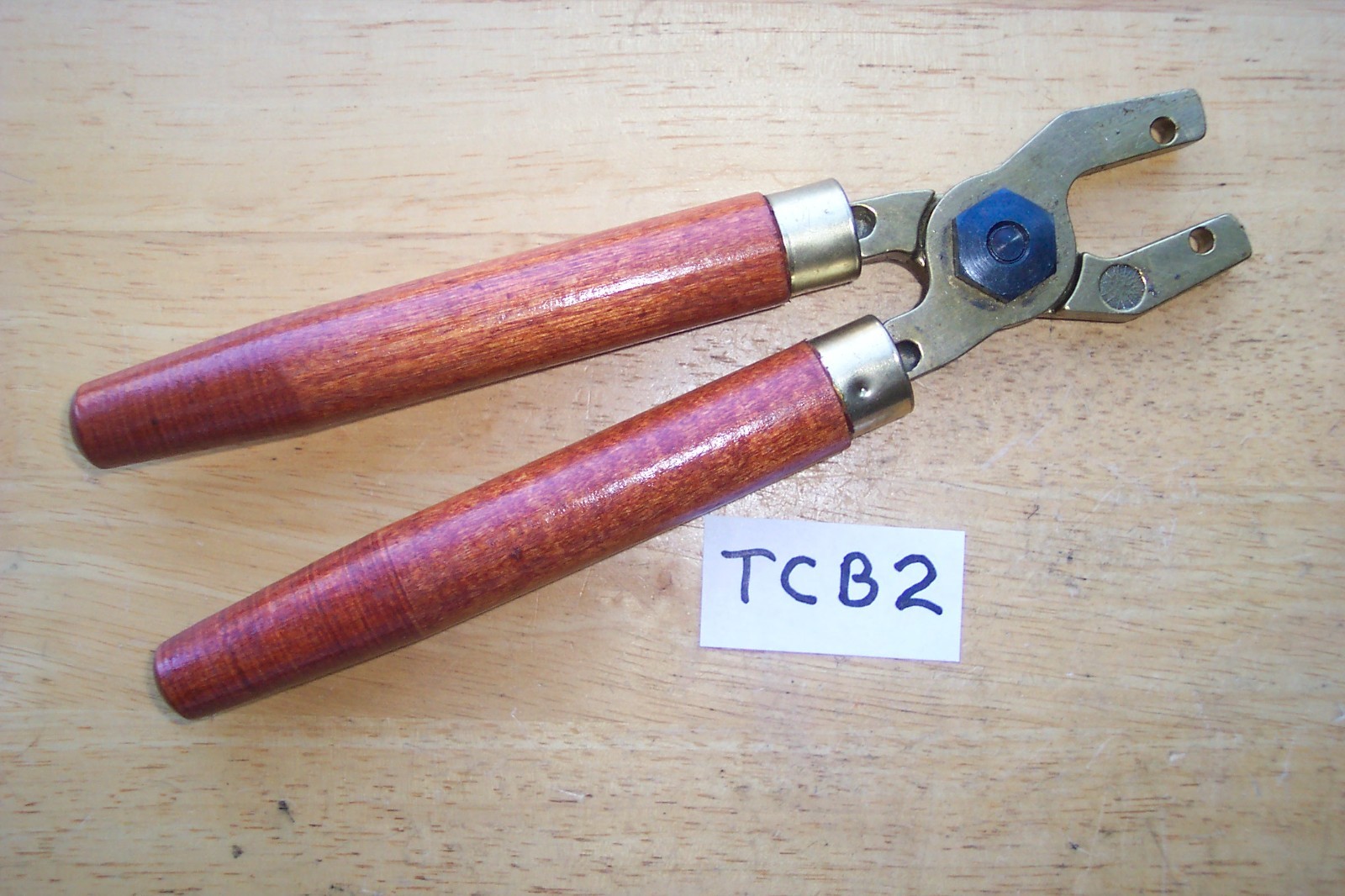 THOMPSON CENTER ARMS T/C BRASS MOLD HANDLES