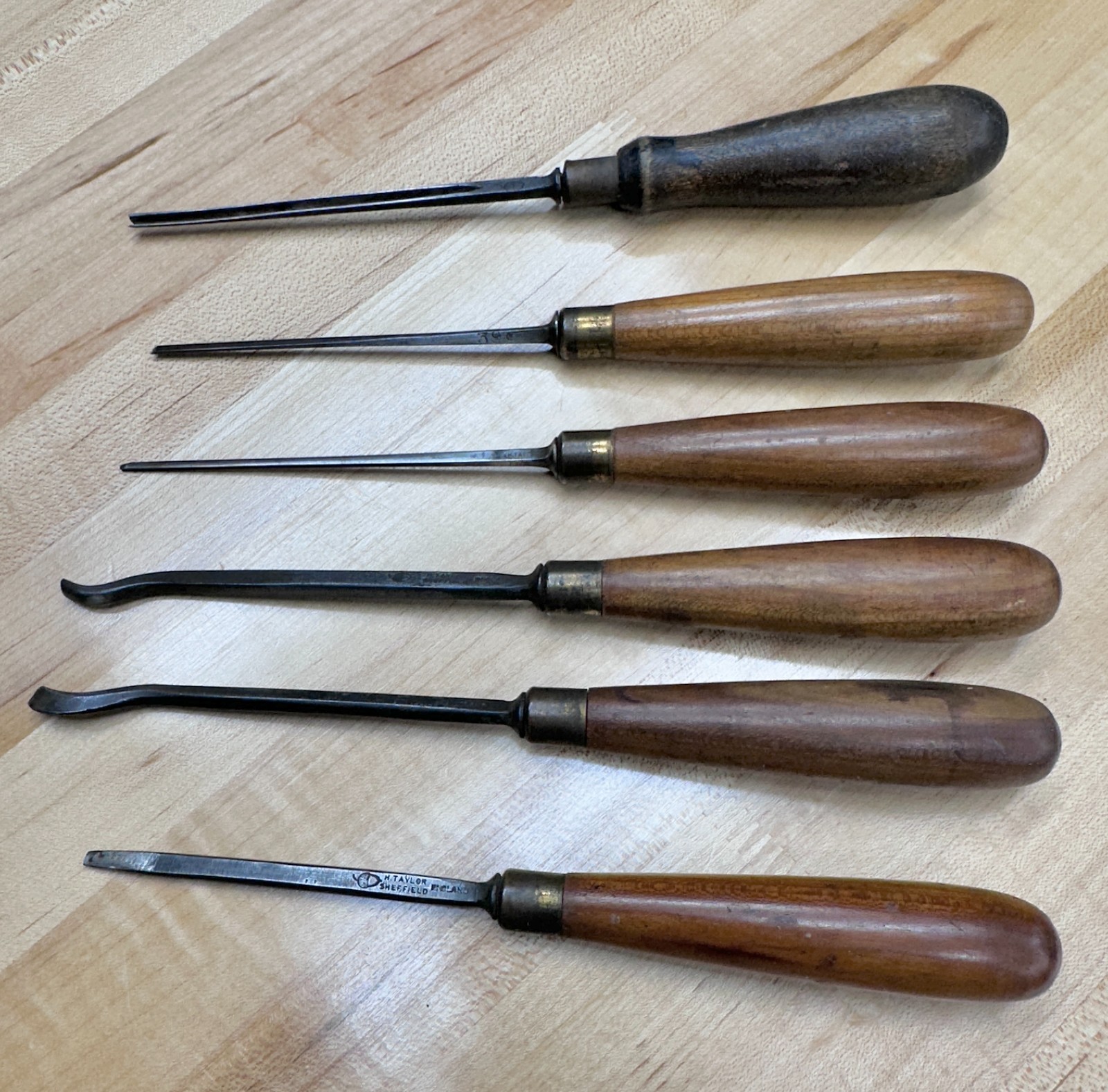 Lot Of 6 Vintage Antique H Taylor Gouge Wood Carving Chisels Tools  Acorn Mark