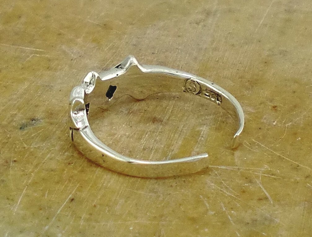 .925 STERLING SILVER STAR ADJUSTABLE TOE RING style# tr96