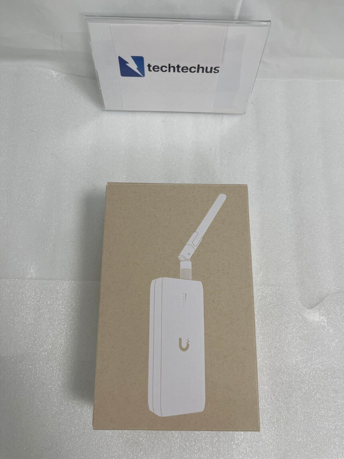 Ubiquiti UDB-US Device Bridge, Plug-and-Play Wireless Bridging PoE Adapter