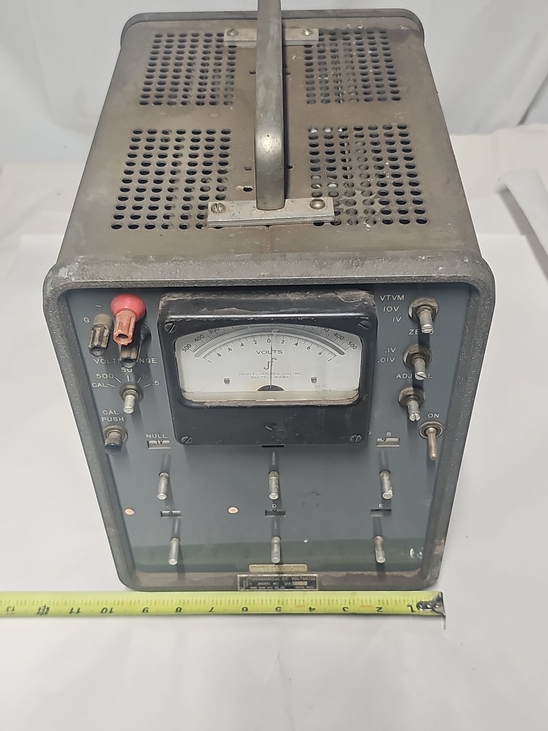 John Fluke Model 2593 Differential AC/DC Voltmeter , Bendix , AS IS UNTESTED
