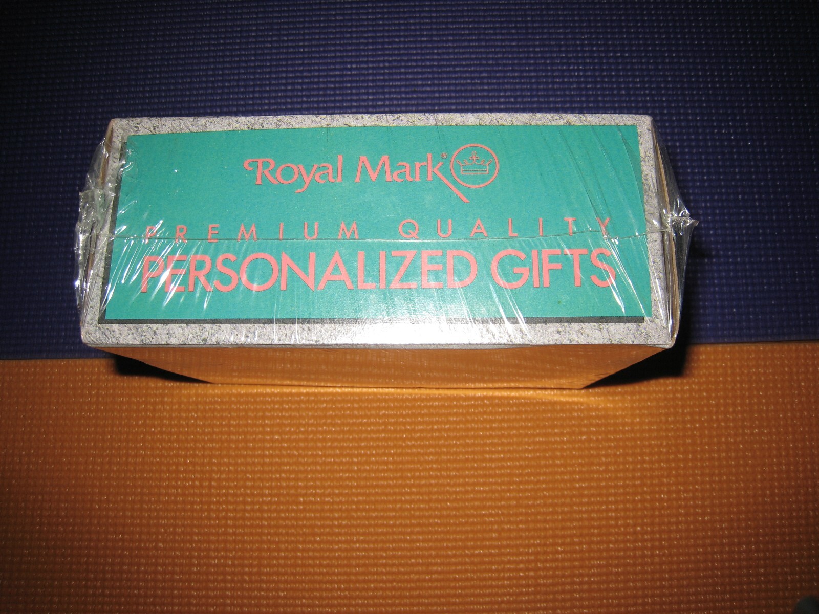 ROYAL MARK PERSONAL EMBOSSER MODEL RM - 1000 - NEW