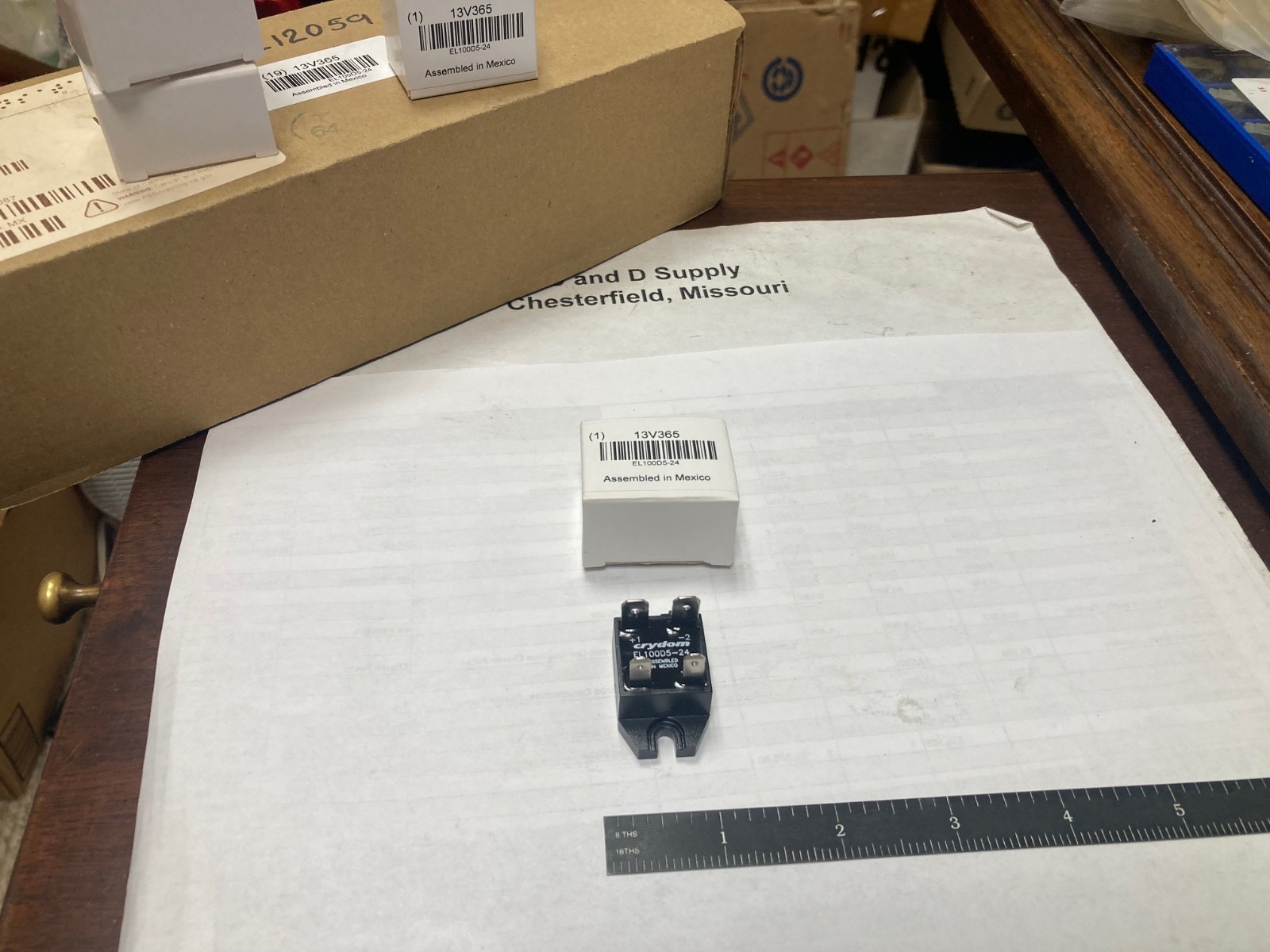 Crydom Inc EL100D5-24, Solid State Relay, Tab, Surface Mount, DC, MOSFET. 5 A
