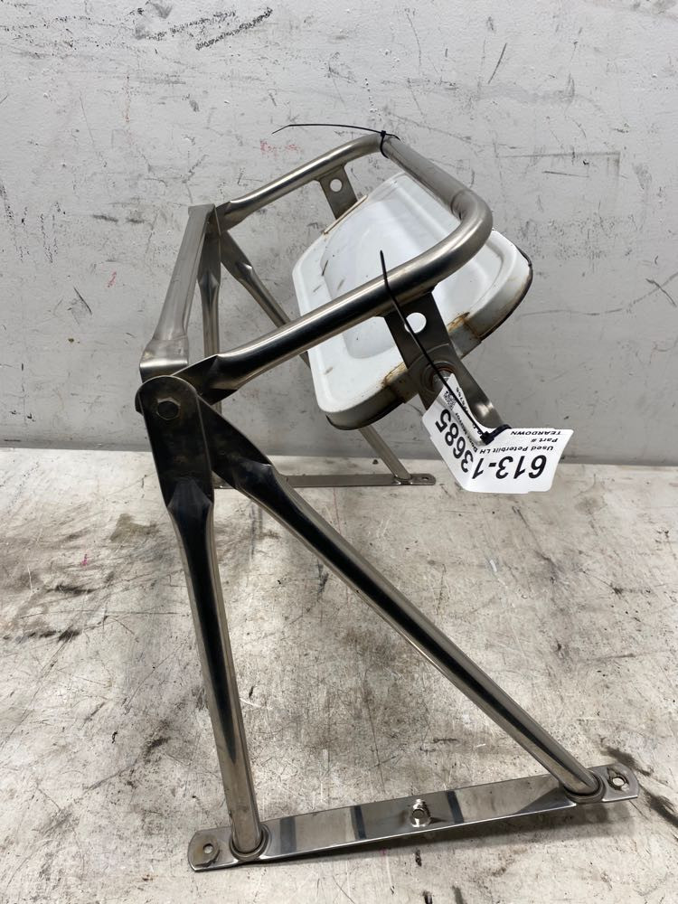 Peterbilt Mirror (613-13685)
