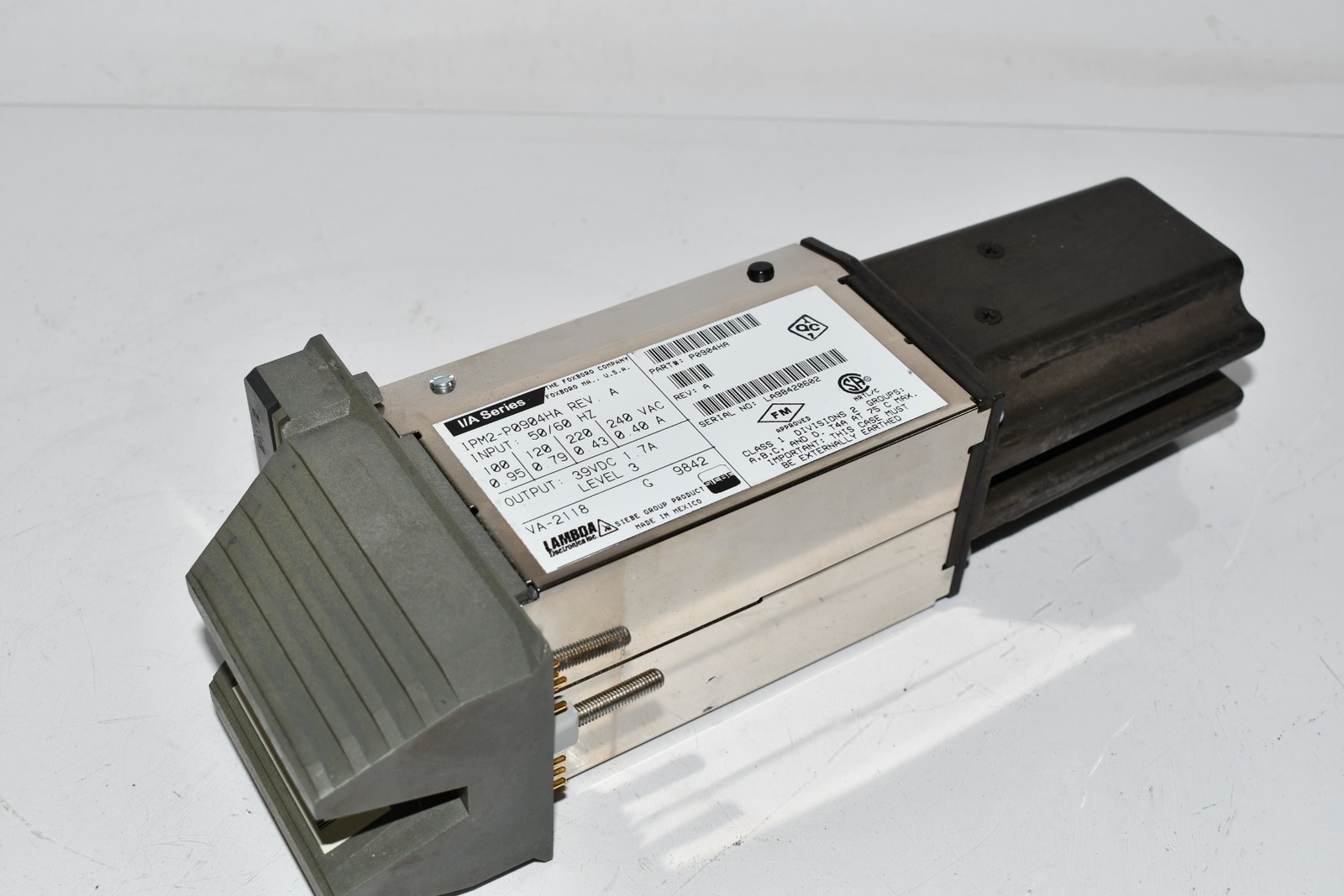 NEW INVENSYS FOXBORO IPM2-P0904HA I/A POWER SUPPLY INPUT 0.4AMP 240VAC OUTPUT 1.