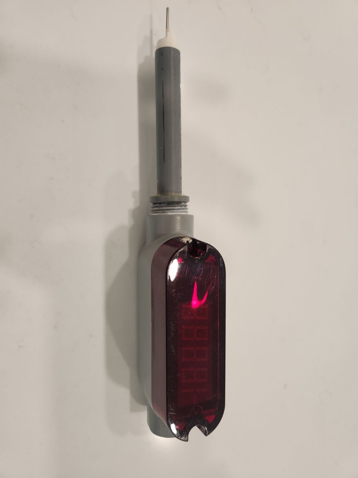 Dwyer Air Velocity Transmitter w/LED Display (250-2000 FPM) | 641B-4-LED
