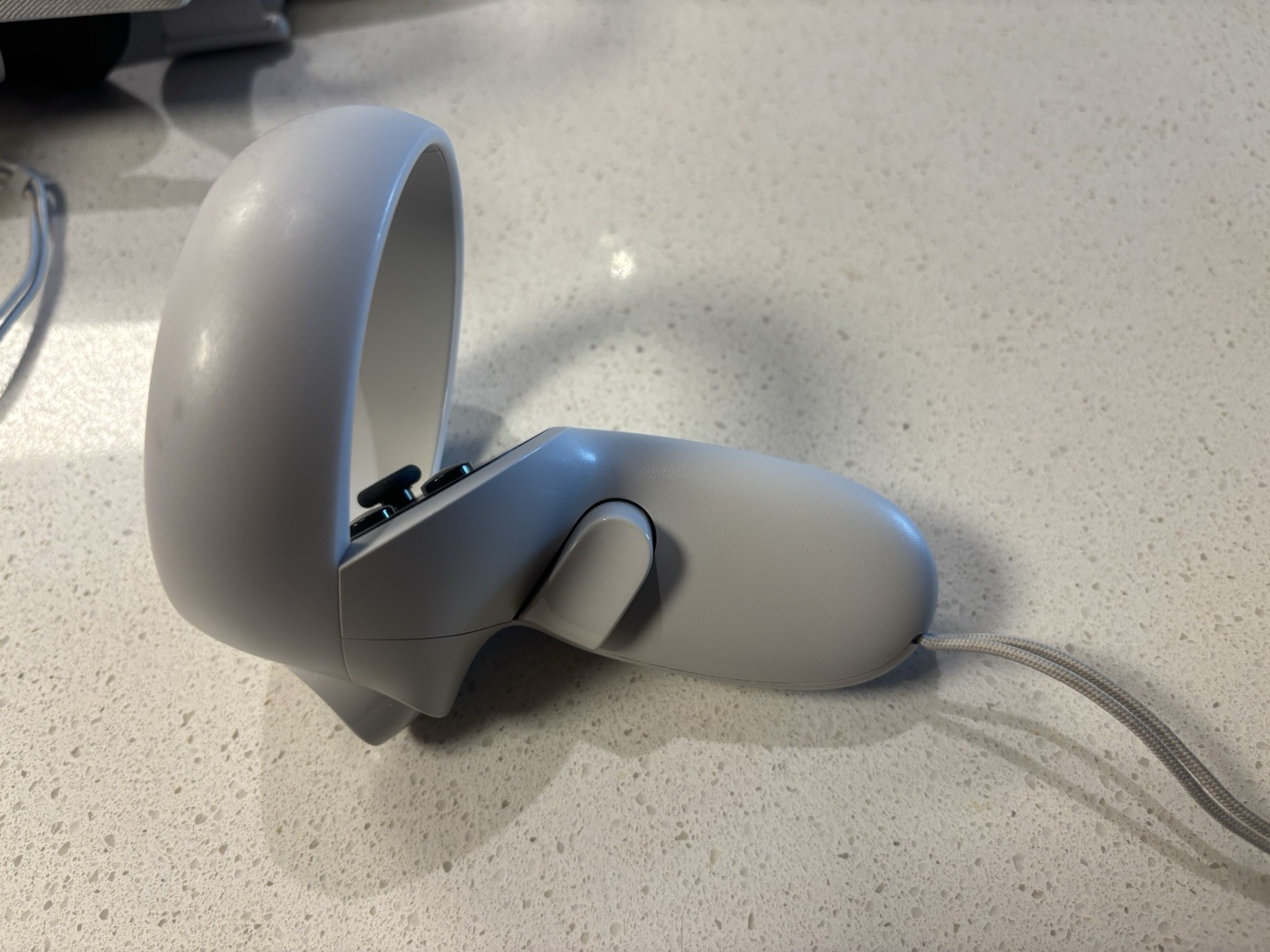 ***Excellent*** Meta Oculus Quest 2 128GB VR Headset W/Controllers