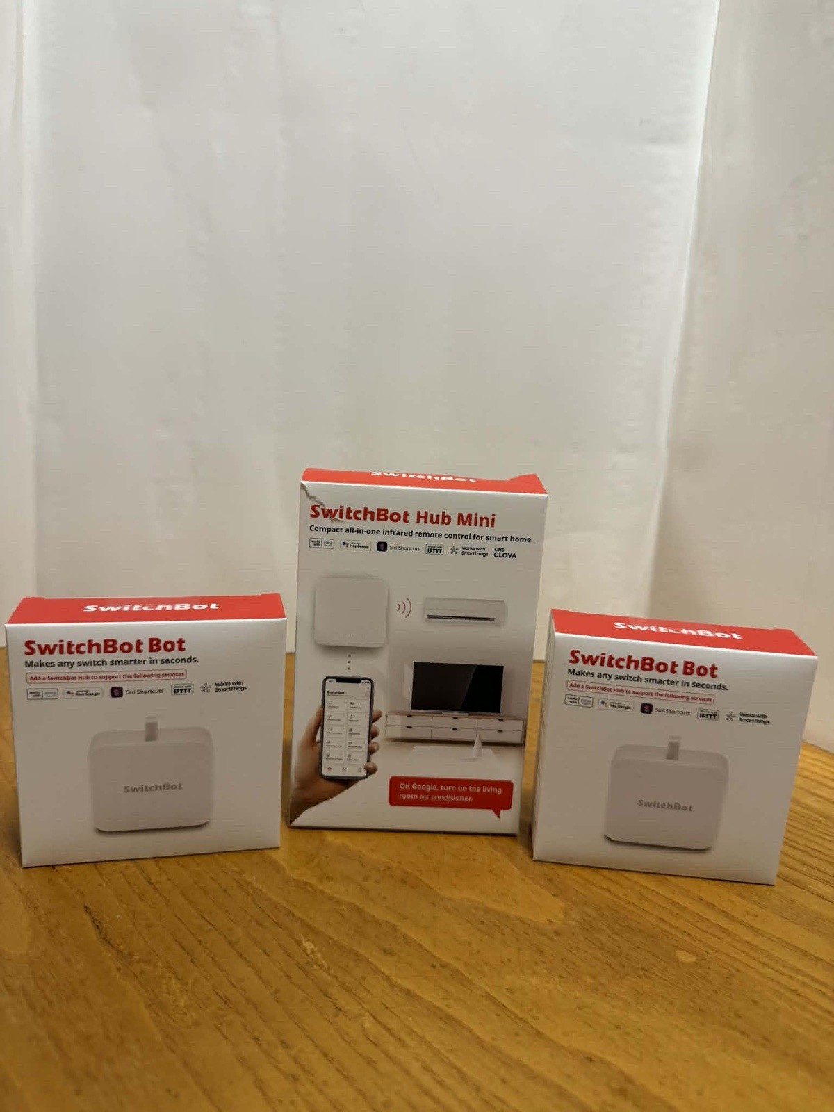 SwitchBot Bundle – Bot 2-packs + 1 mini hub