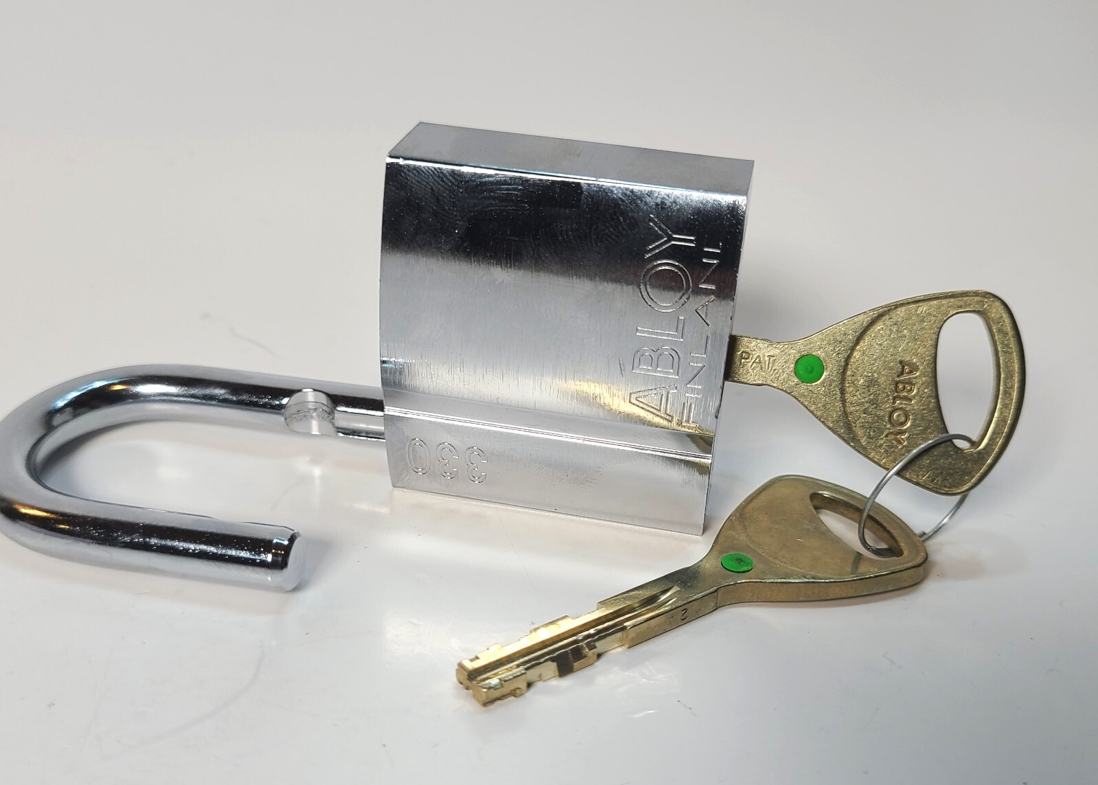 Abloy PL330 PL 330 padlock lock - GYM LOCKERS, bikes, marine- High Security!