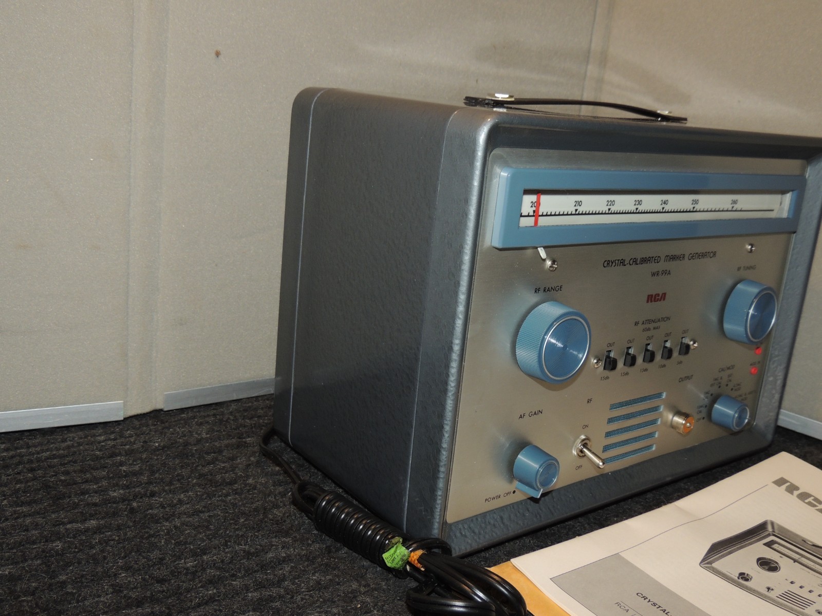 RCA Crystal Calibrated Marker Generator Type WR-99A