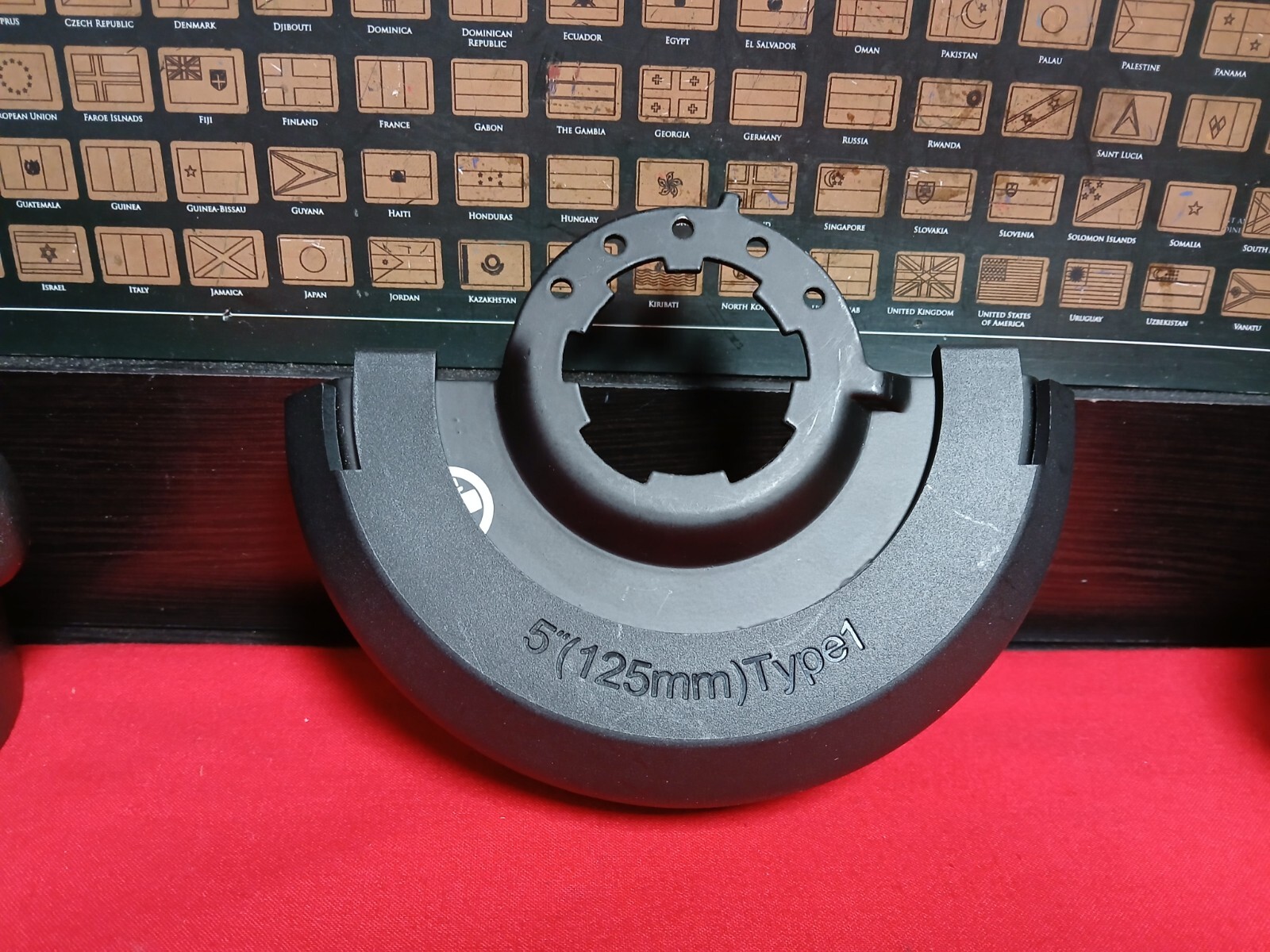 Milwaukee 43-54-1220 5 in. ( 125MM ) Type 1 grinder guard & COVER Free Shipping