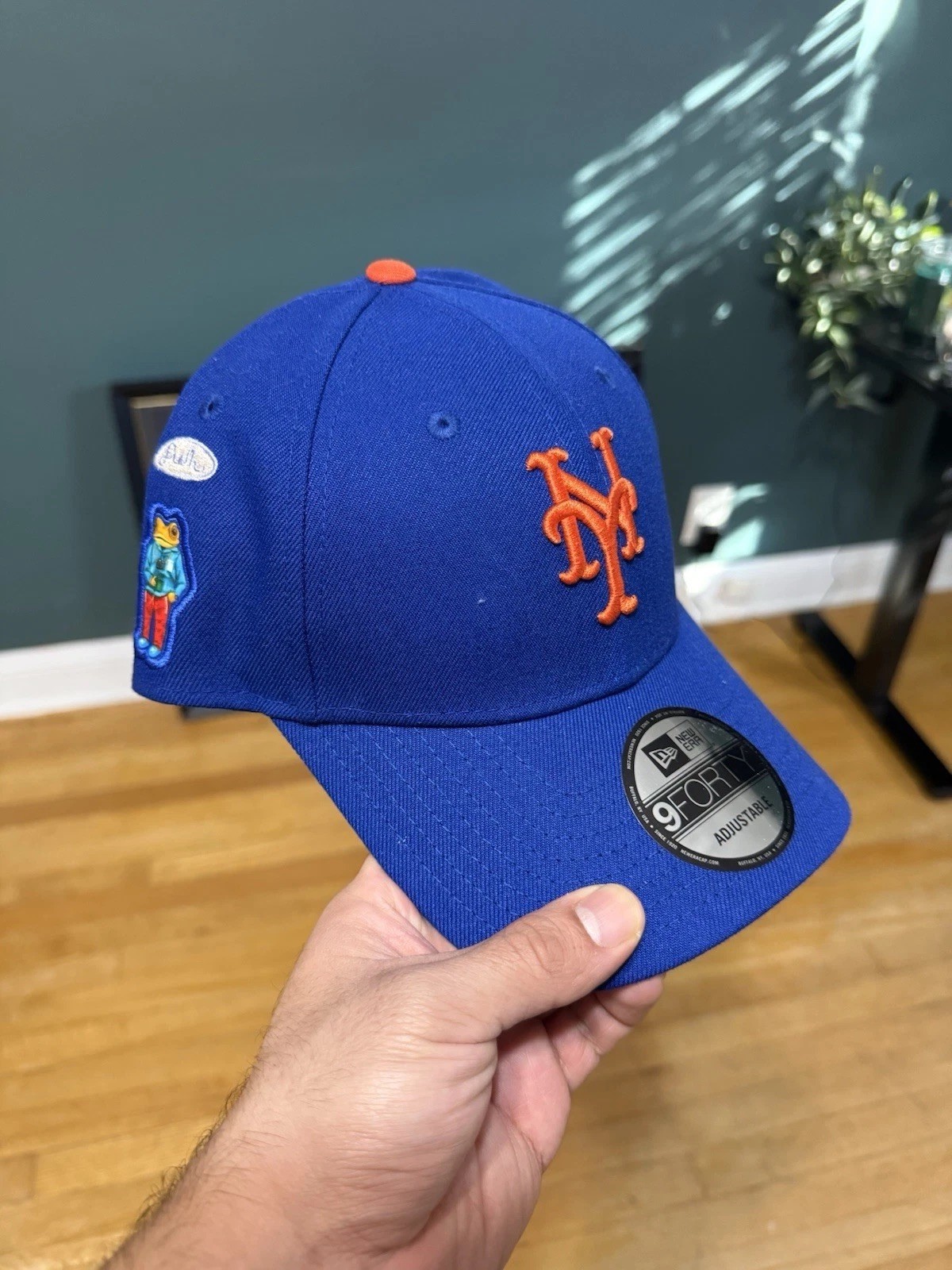 Bad Bunny DeBÍ TiRAR MáS FOToS FRSH x New Era Mets 19TWENTY Snapback Hat 2025