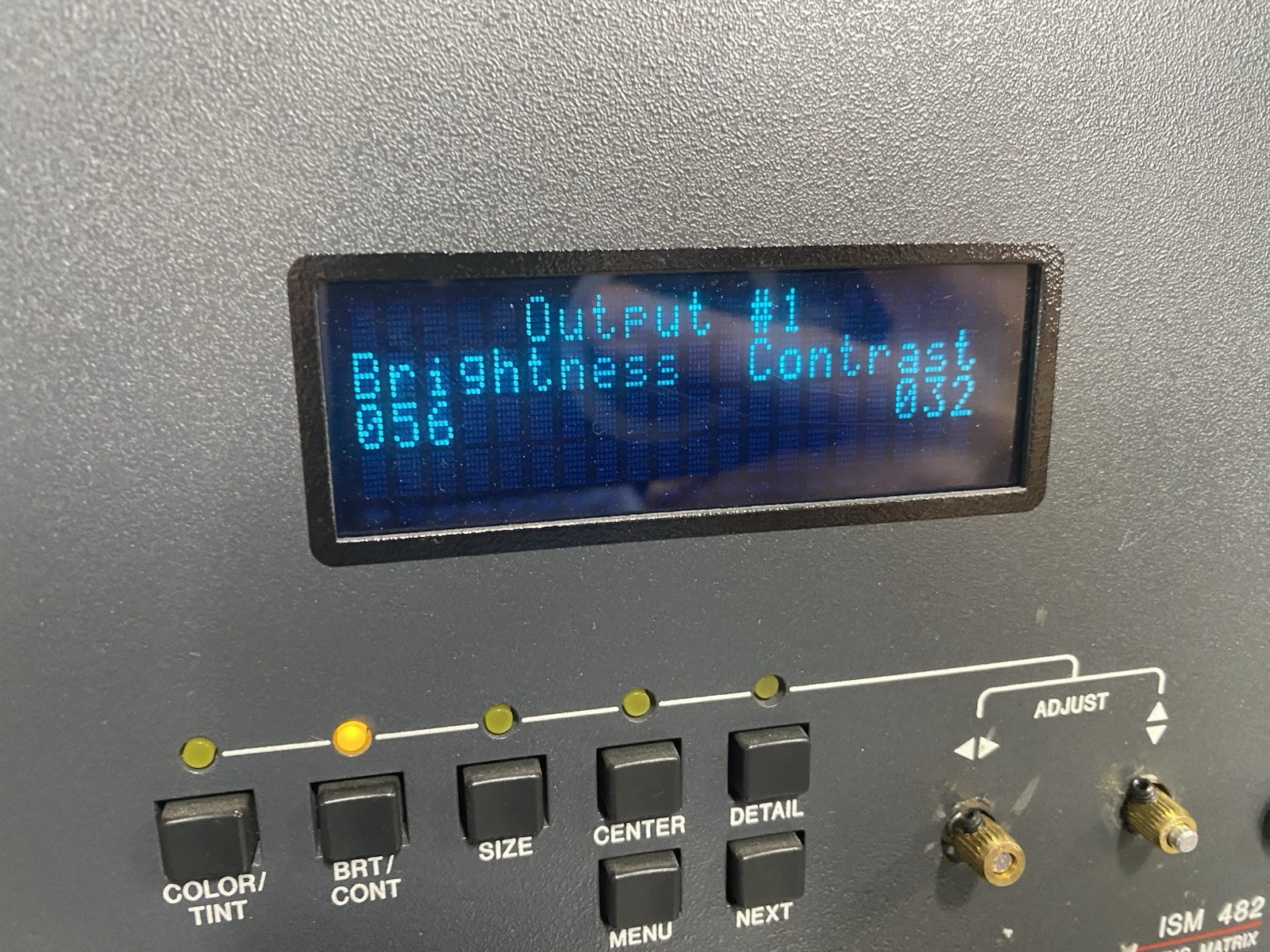 Extron ISM 482 Integration Scaling Matrix Switcher Eight Configurable Inputs