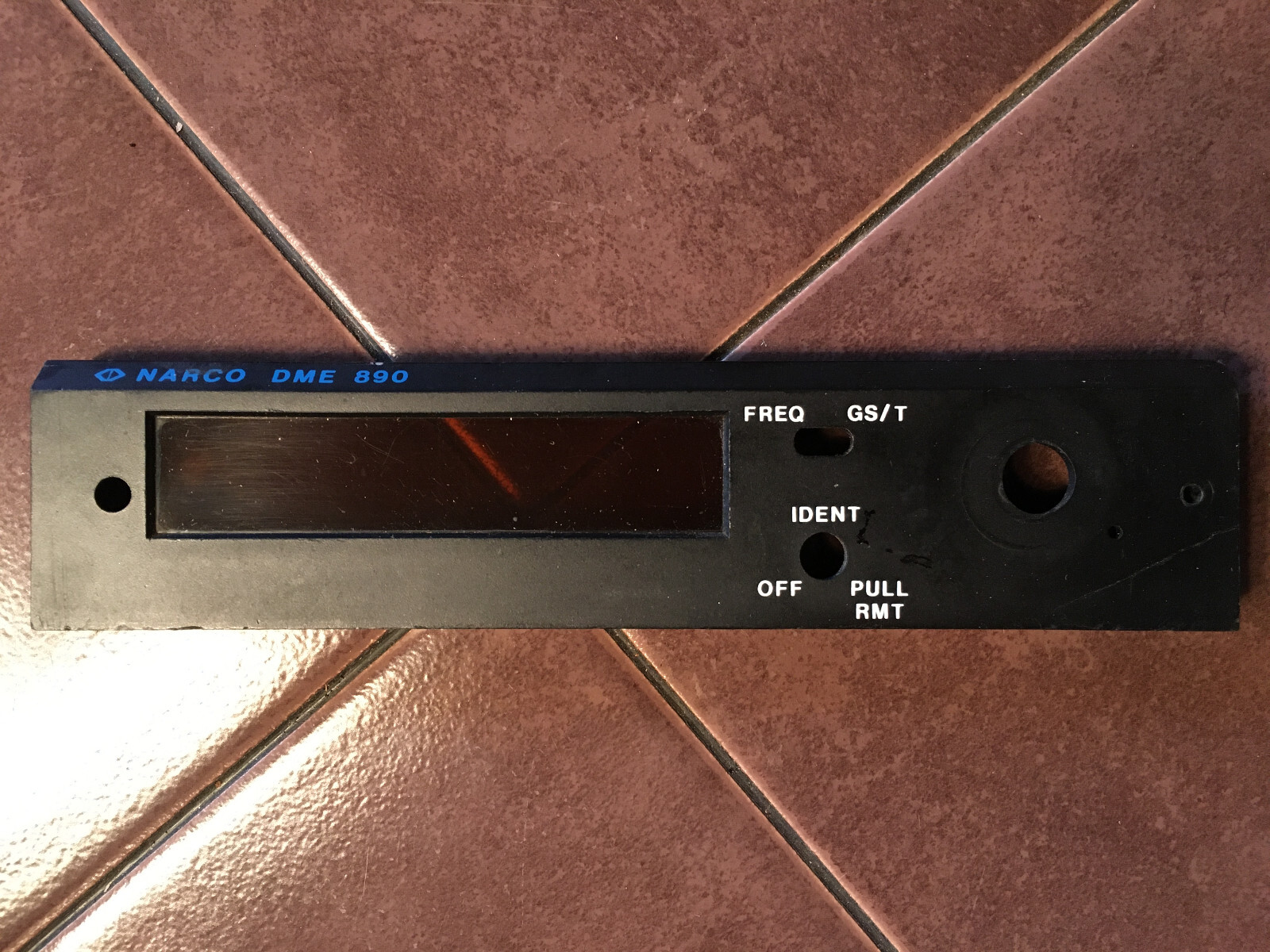 Narco DME-890 Faceplate