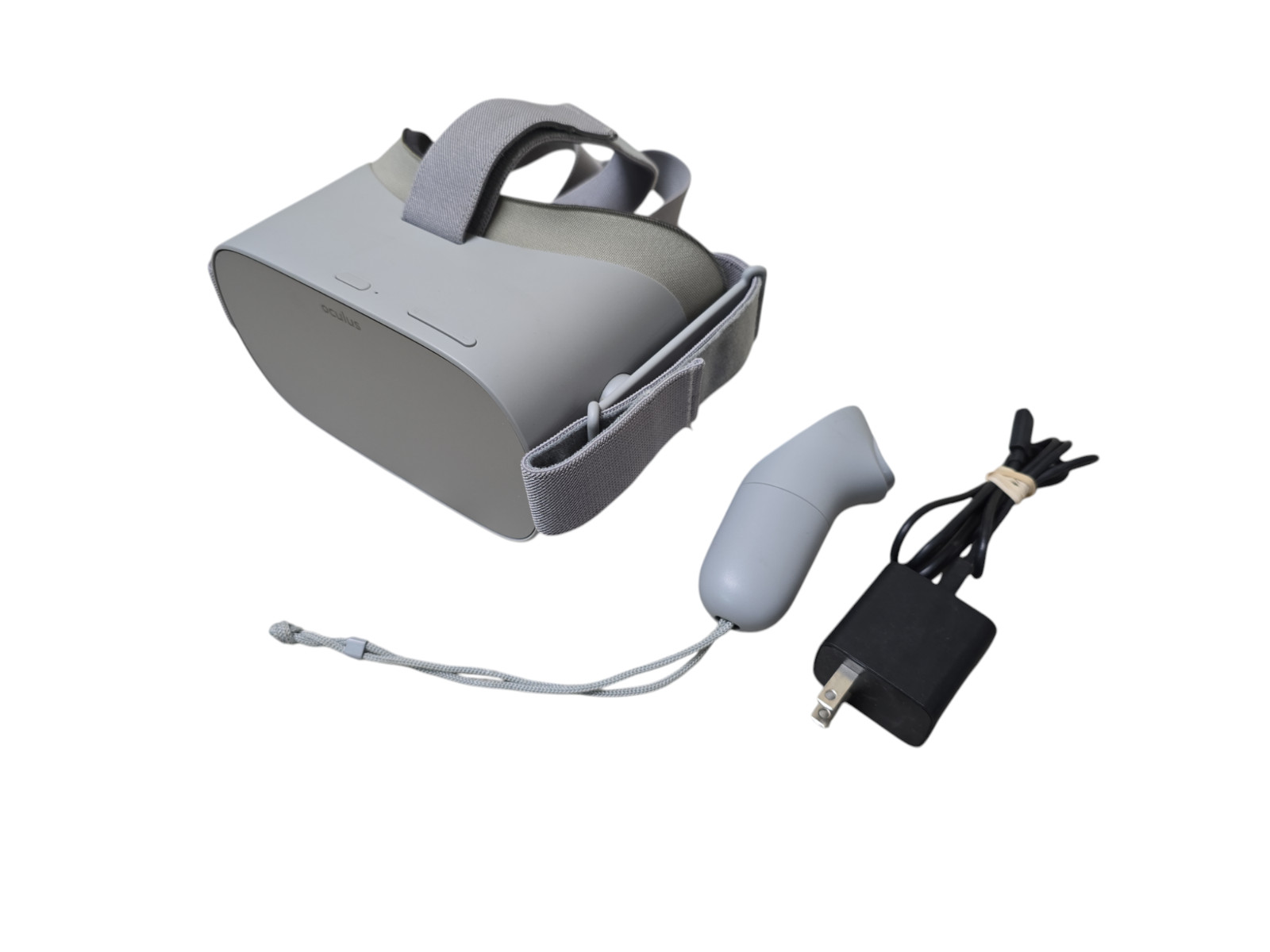 Oculus Go Standalone Virtual Reality Headset w/ 1 Controller 32GB MH-A32
