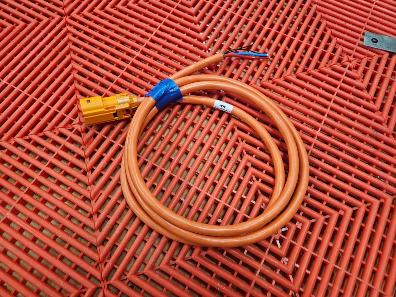 New TE Connectivity 1-2208102-2 HVA280 Cable Assembly 2m