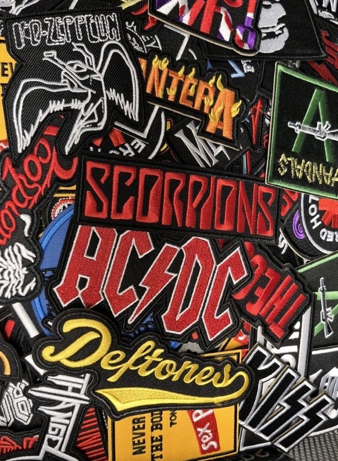 Random Lot of 25 Rock Band Patches Iron on Music Punk Roll Heavy Metal"New"