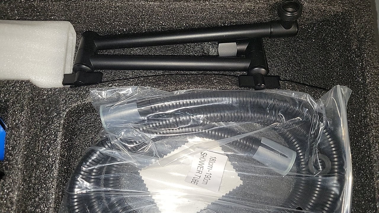 Dual Shower Head" or "2-in-1 Combo.
