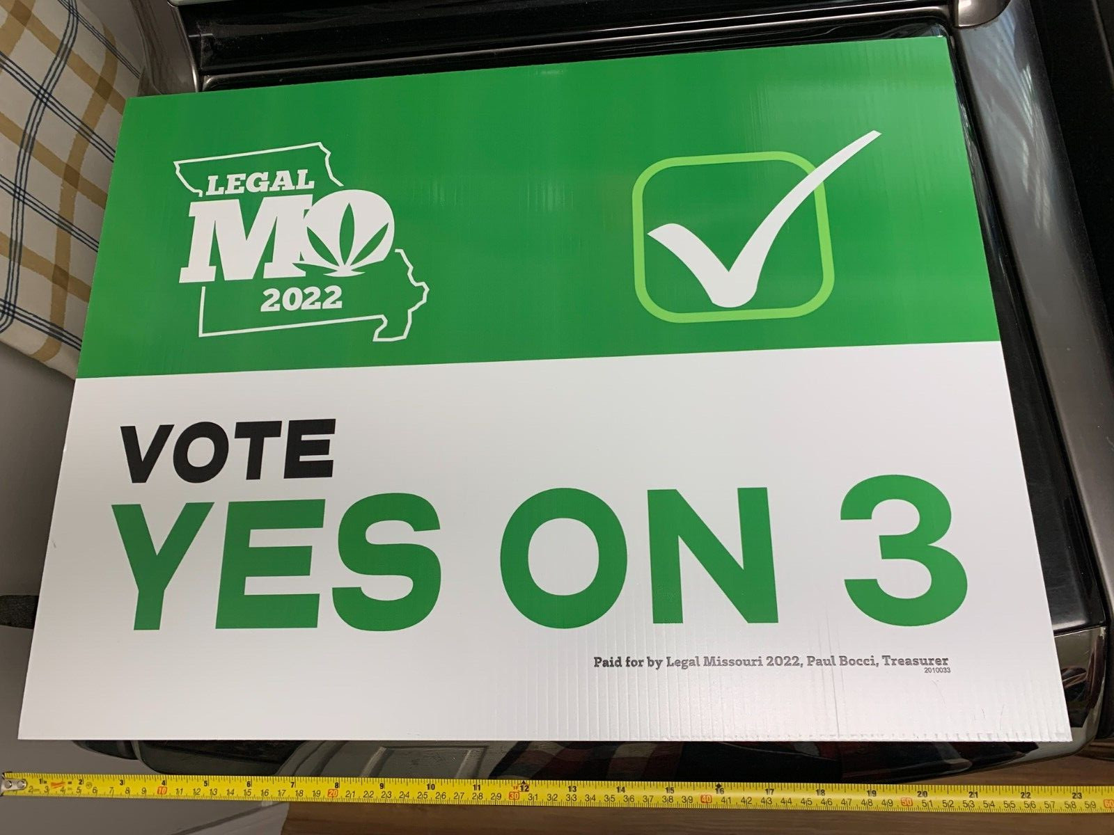18X24 plastic 2022 Rare YARD SIGN Legal Missouri cannabis pot vote yes on 3