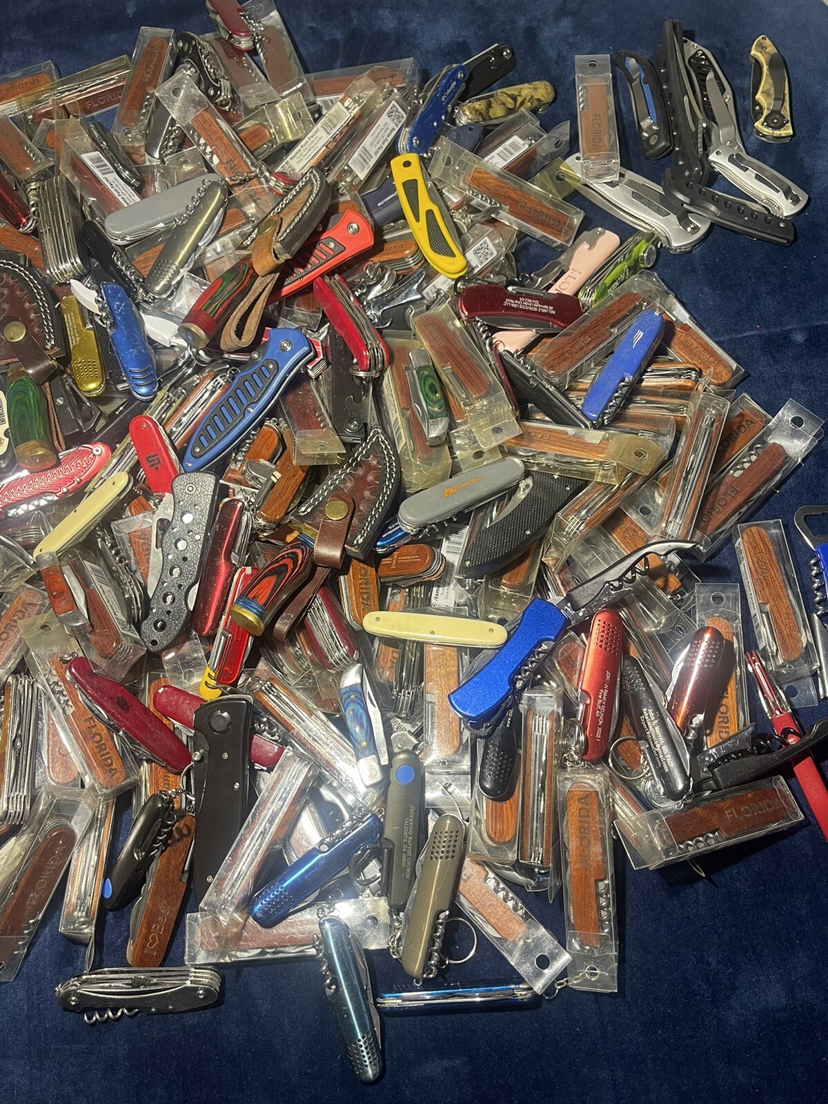 Pocket Knives/multitools Lot (see description)