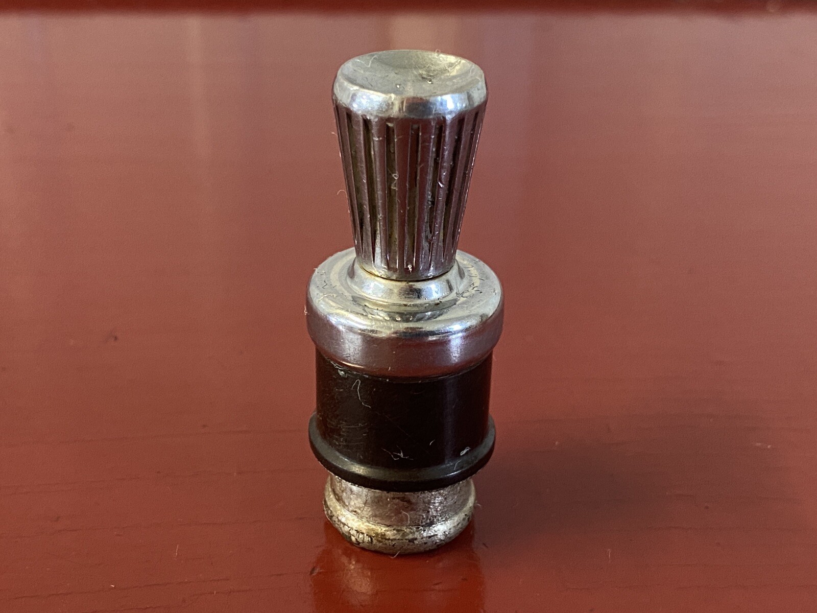 1959 OLDSMOBILE CIGARETTE LIGHTER AND KNOB