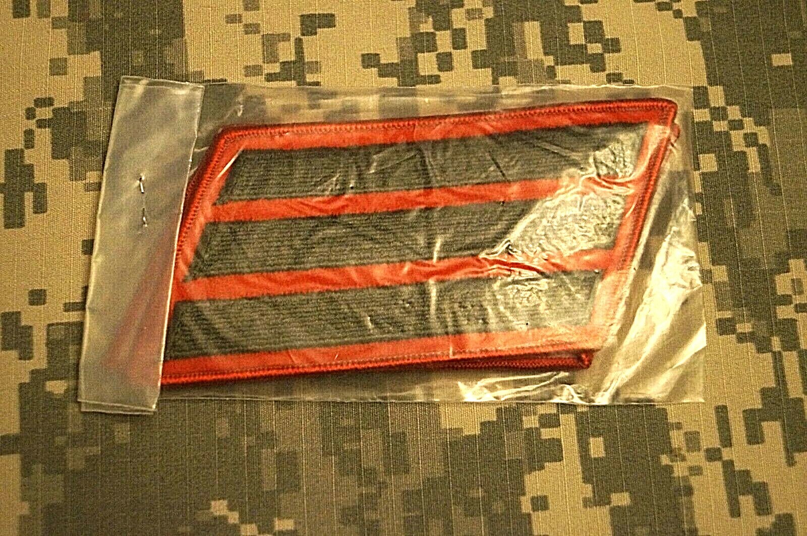 NEW USMC US Marine Male Service Stripes 12 Years Semper Fidelis Green/Red