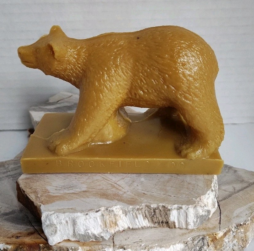 Mold a Rama Brookfield Zoo Chicago Walking Bear Tan Wax Souvenir Animal Bear