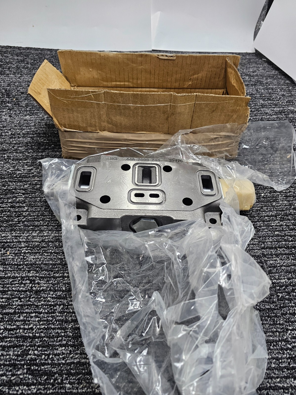 HCI SDV70 Sectional Directional Control Valve, 448 2800 243 Replacement