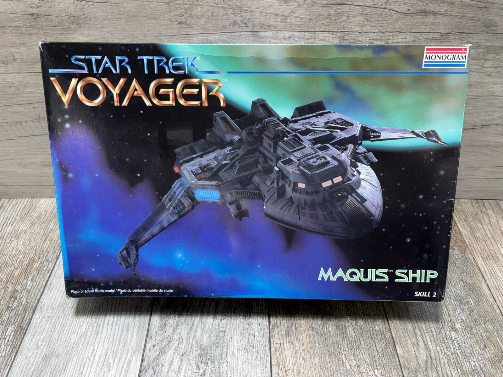 Monogram Star Trek Voyager Maquis Ship 3605 Model Kit parts and pieces