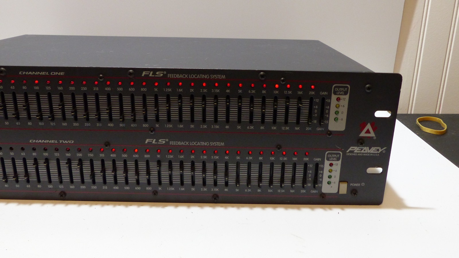 Peavey Q231FX Dual 31-Band Graphic Equalizer with FLS