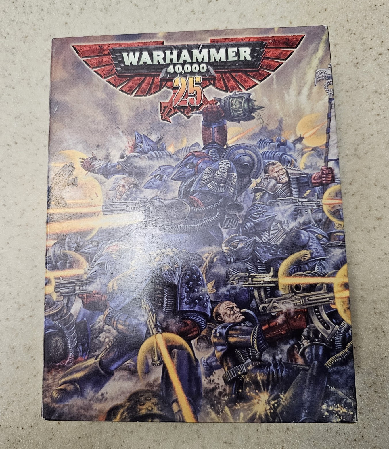Games Workshop Warhammer 40K 25th Anniversary Limited Edition Crimson Fists.