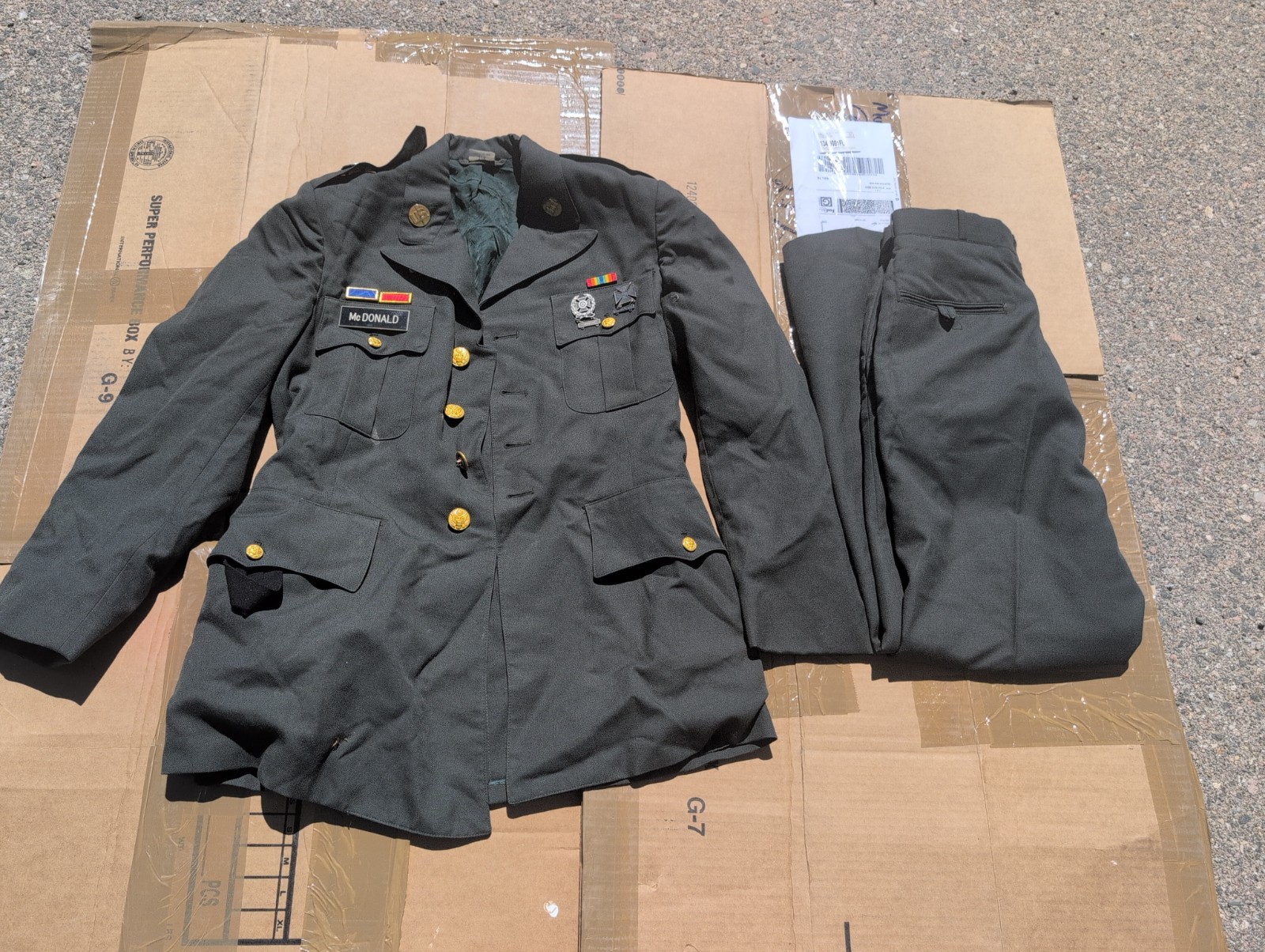 VTG US Army Dress Green Uniform Coat W/Pants Awards 8405-01-105-6084 37R NICE