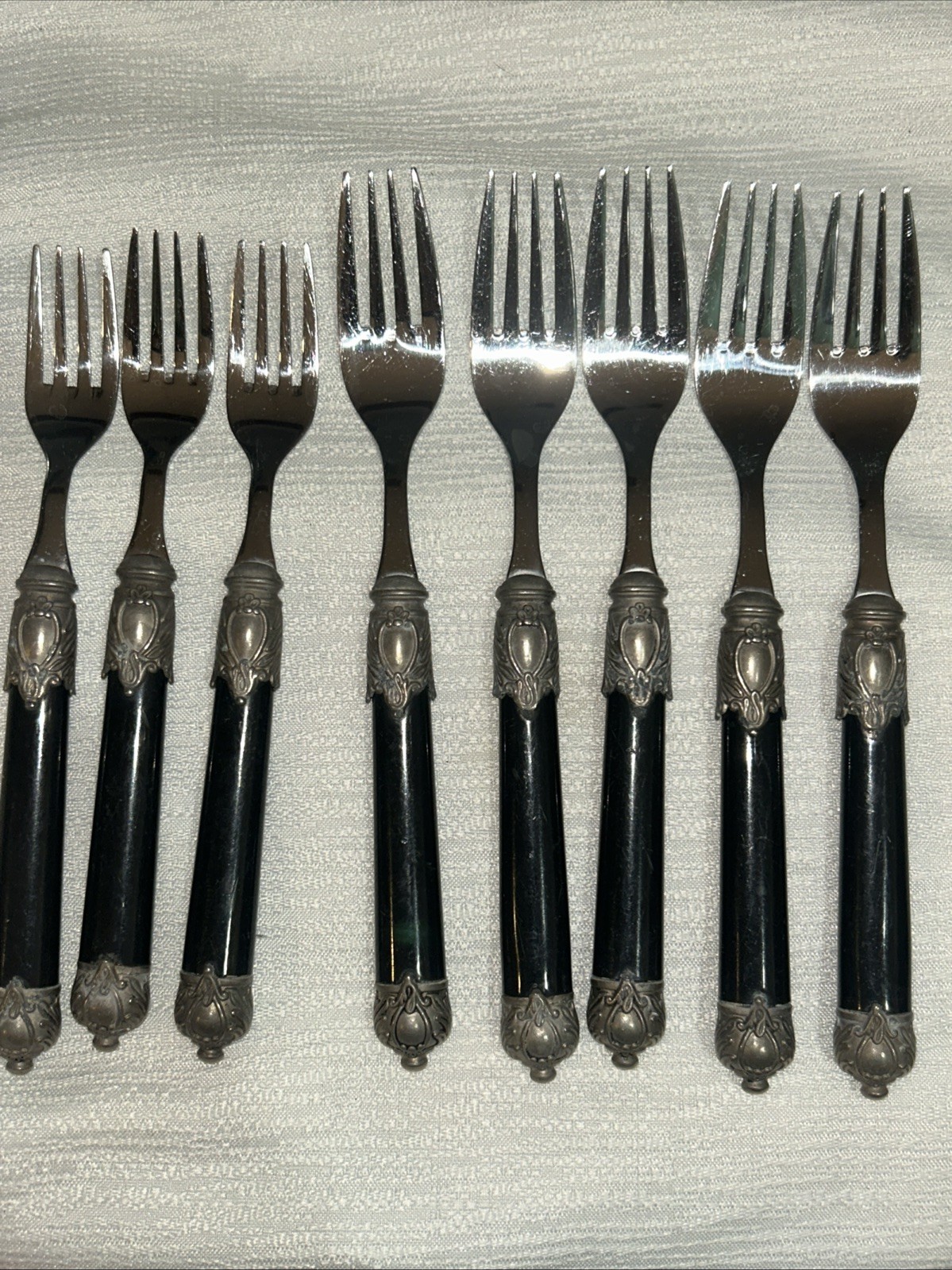 30 Piece Home Essential RENAISSANCE  18/10 BLACK Stainless steel Cutlery