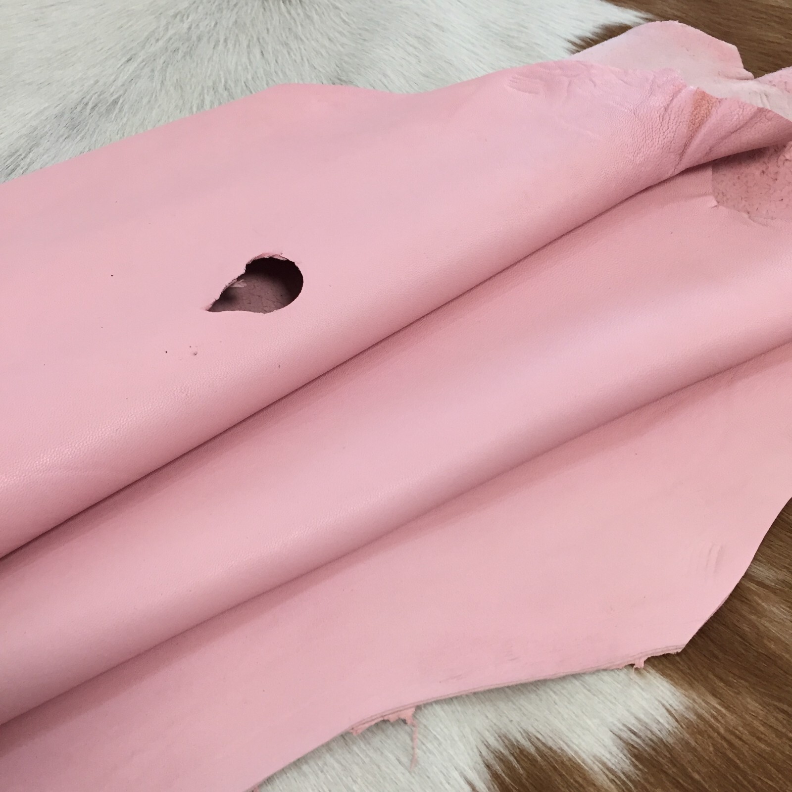 Avetco Economy Lamb Sheep Nappa Soft Leather hide skin 2oz BABY PINK 7-8 SF
