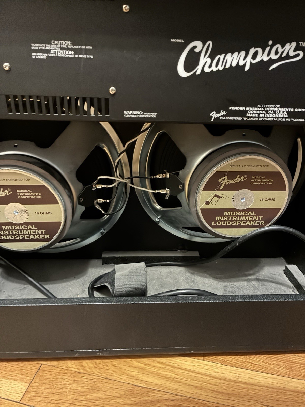 Fender Champion 100 Guitar Amplifier - Black